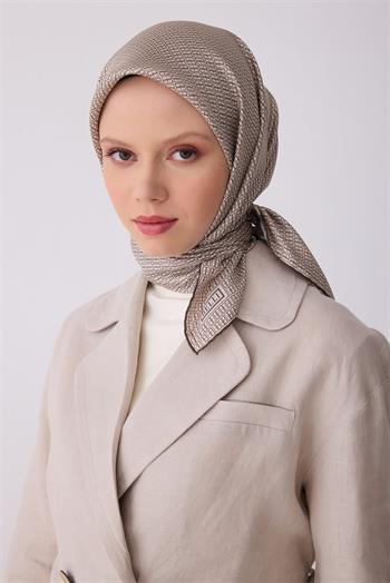 Belli Twill İpek Eşarp - 4321-51 Kahverengi