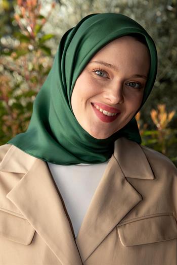 Levidor Çift Taraflı İpek Eşarp - Zümrüt Siyah