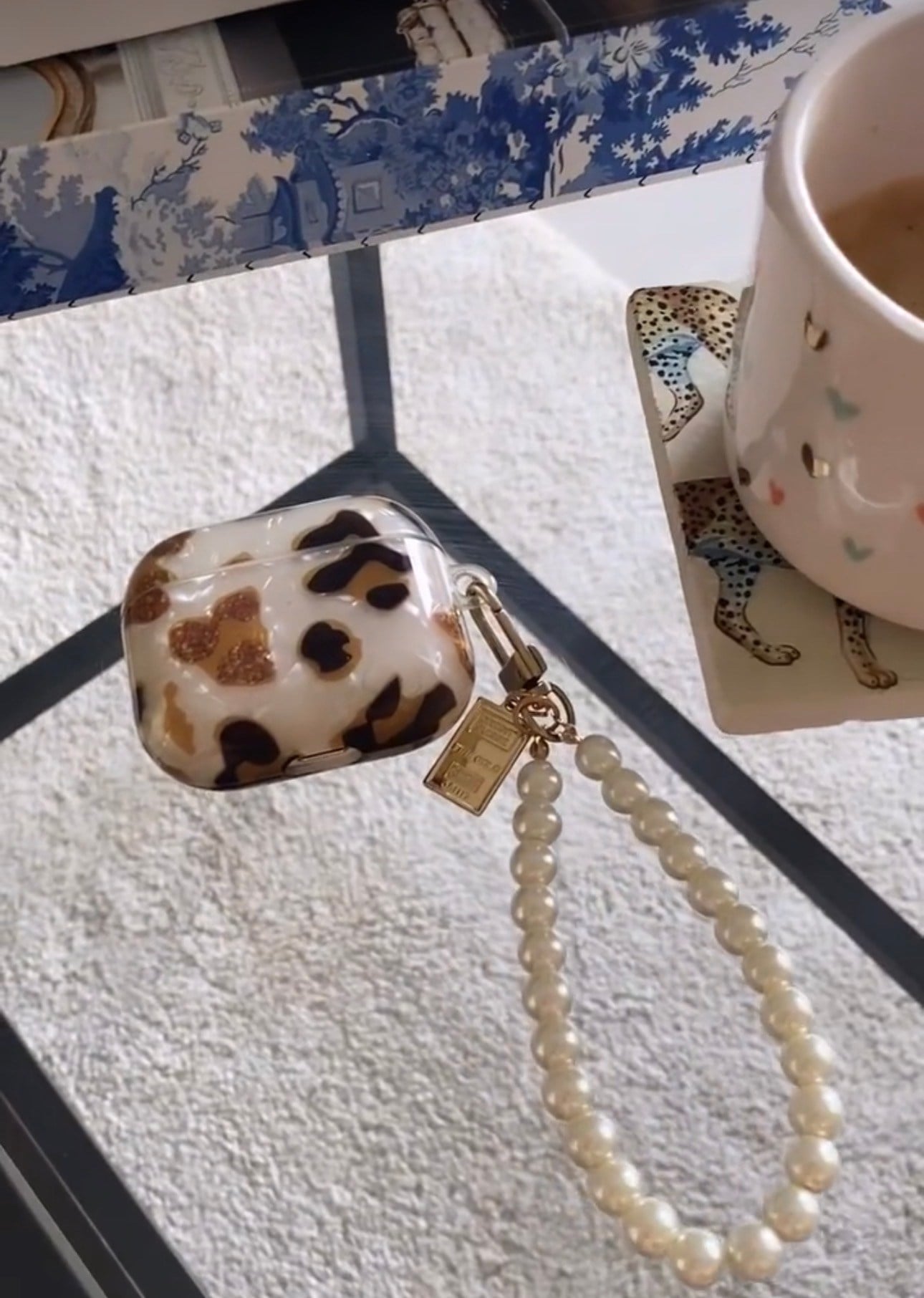 Leopar  Airpods Kılıfı