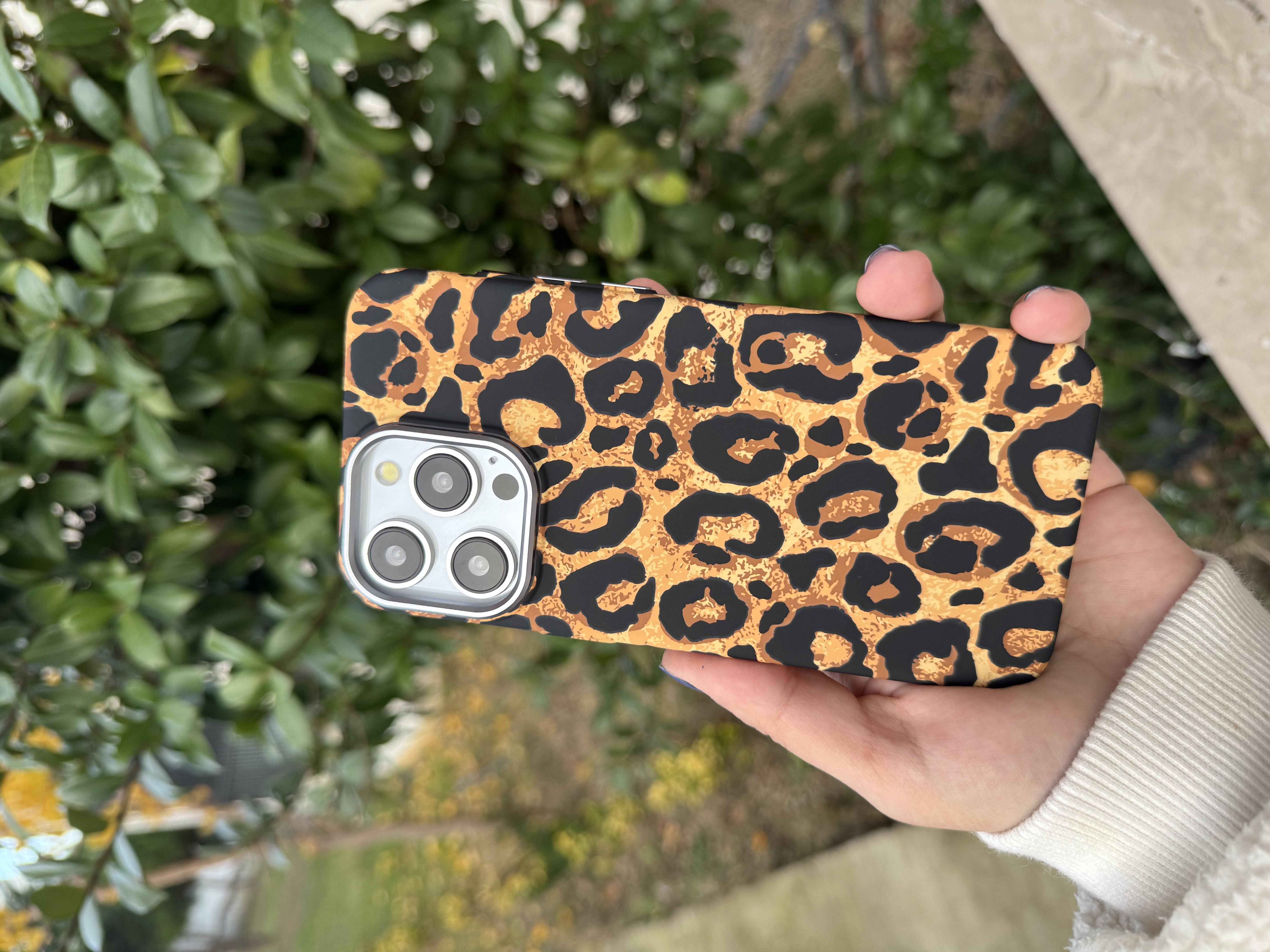Magsafe Özellikli Leopar Telefon Kılıfı