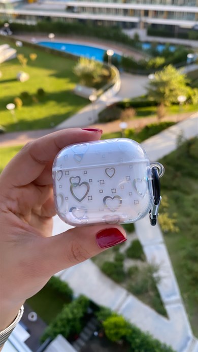 Gümüş Kalpli Silikon Airpods Kılıfı