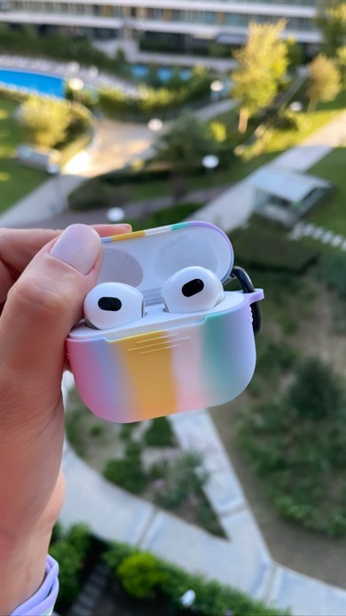 Pembe Çizgili Airpods Kılıfı