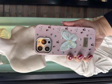 Pembe Kelebek İphone Telefon Kılıfı