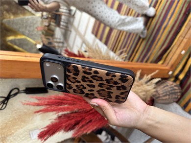 Puffer Leopar İPhone Telefon Kılıfı Koyu Kahve