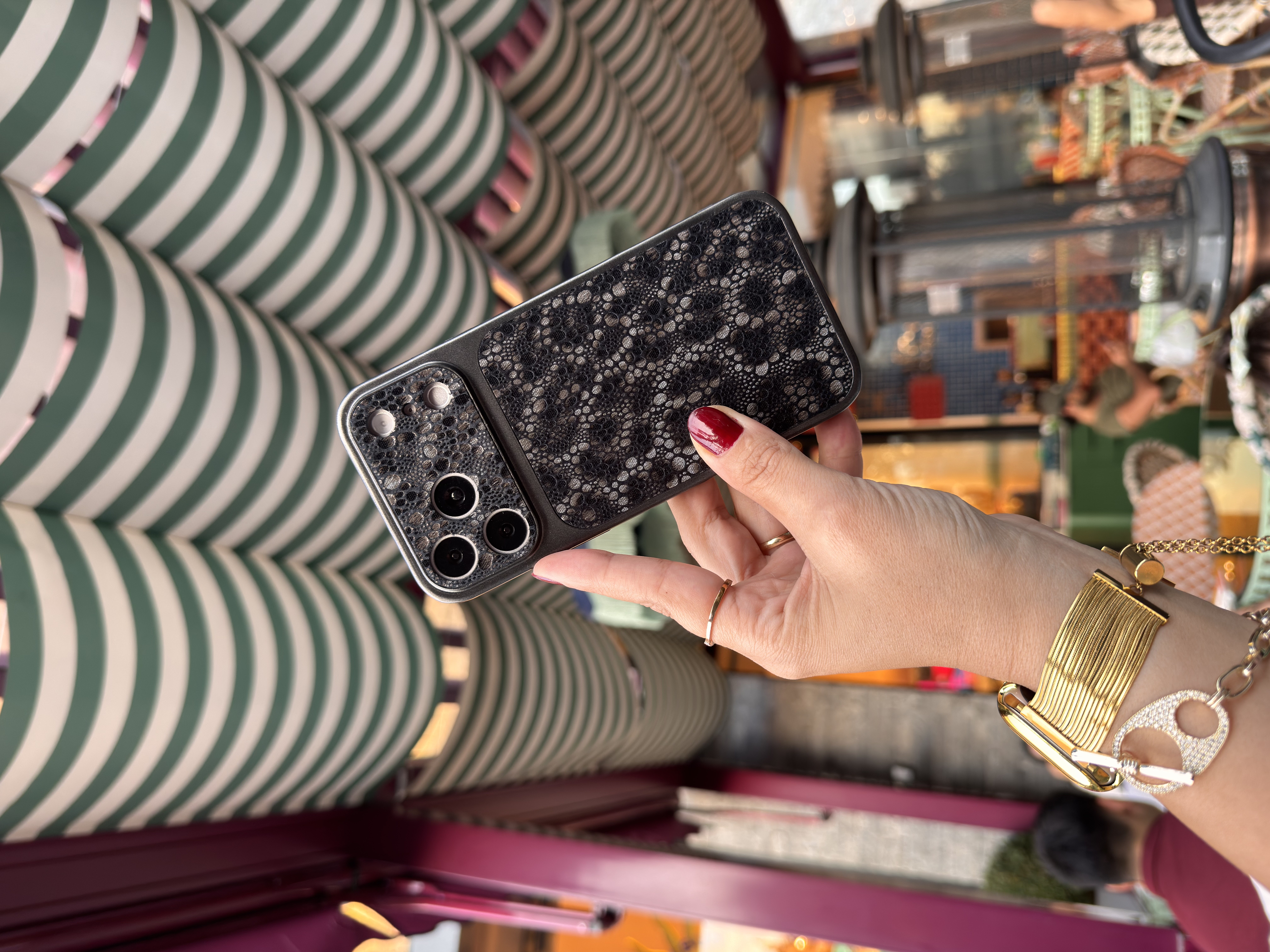 Amore İPhone Telefon Kılıfı Siyah