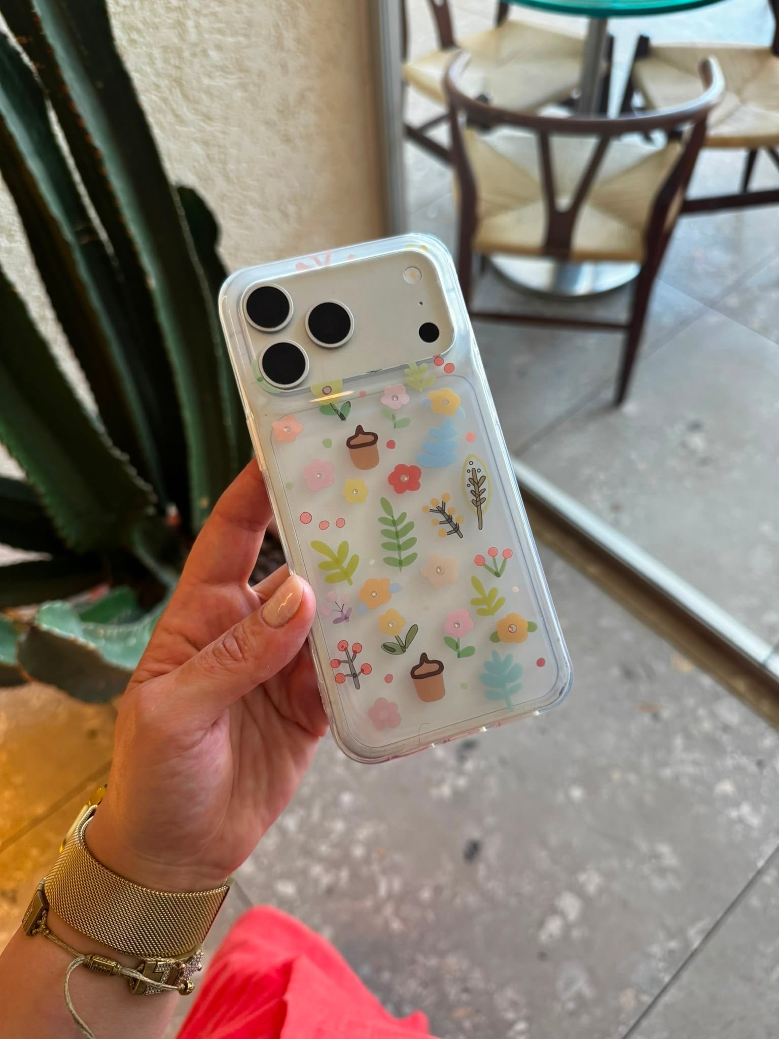 Bahar Saksısı İphone Telefon Kılıfı 
