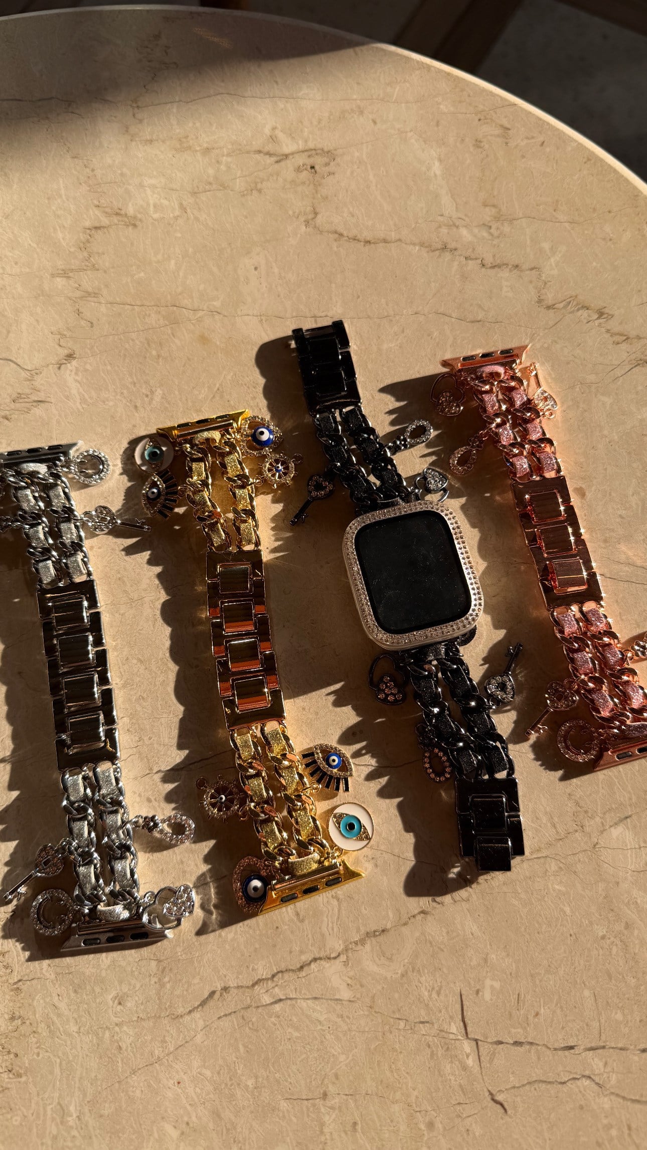 Charmlı Applewatch Kordon