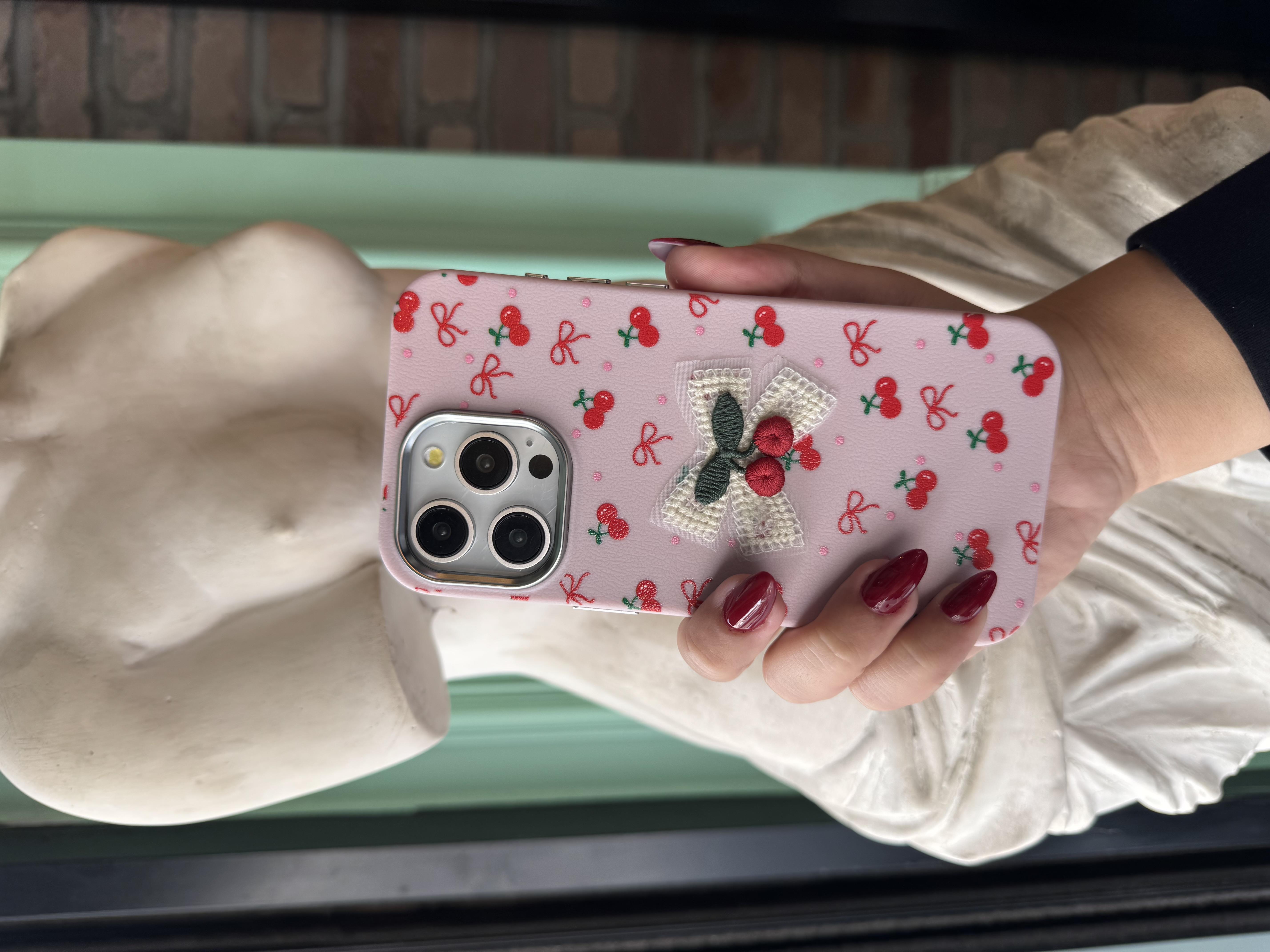 Cherry Kurdele İphone Telefon Kılıfı Pembe