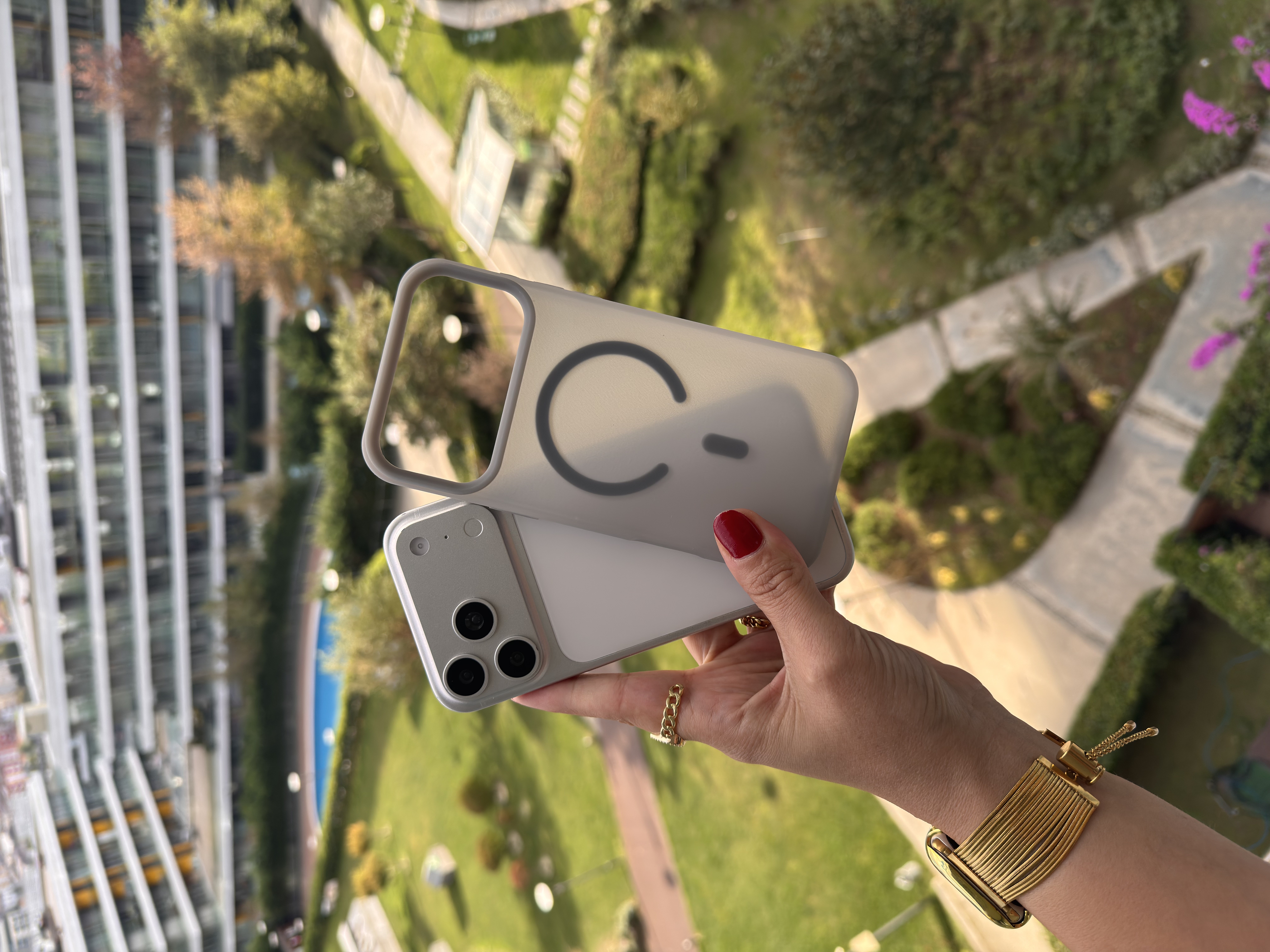 Color Frame MagSafe İphone Telefon Kılıf Gri