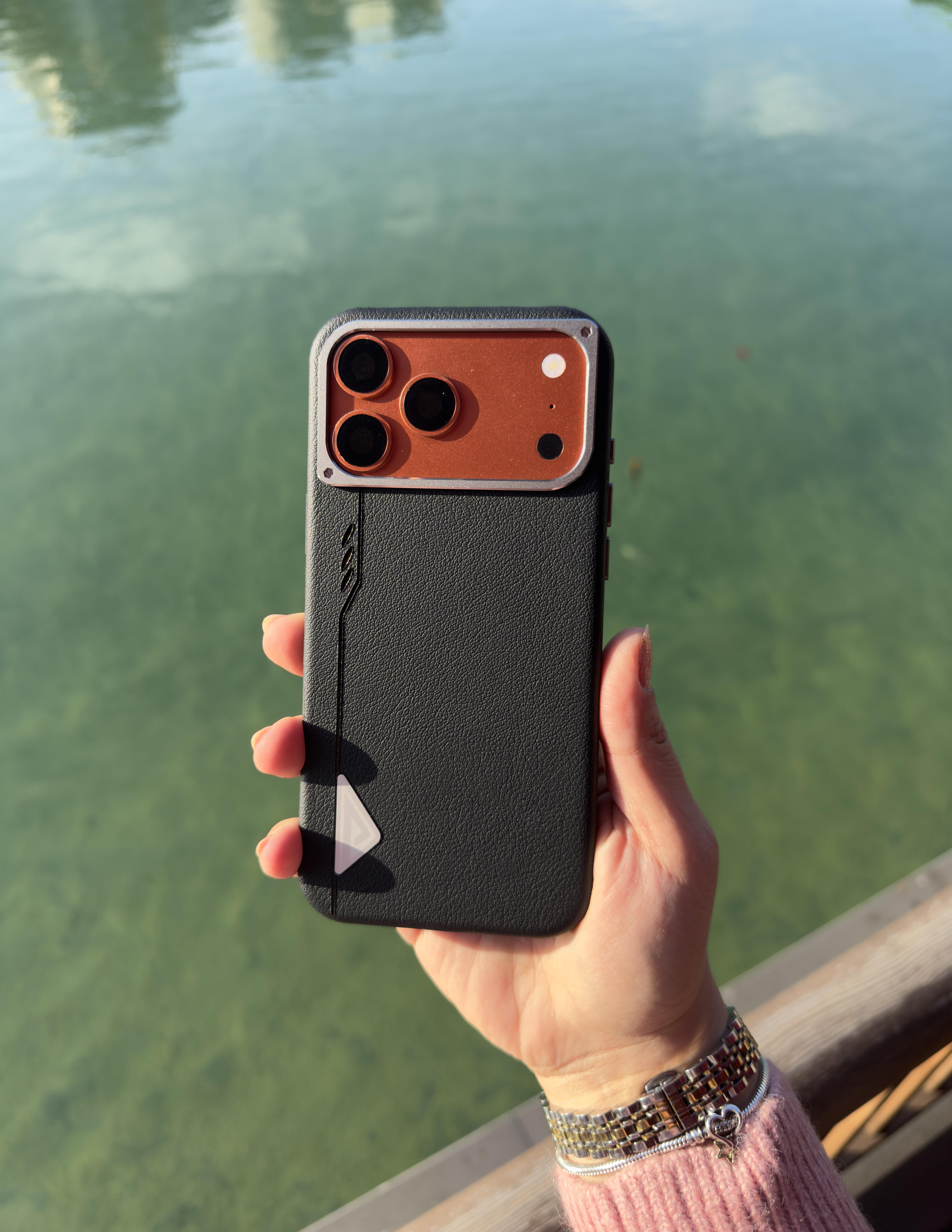 Elegant Deri Magsafe İphone Telefon Kılıfı Siyah