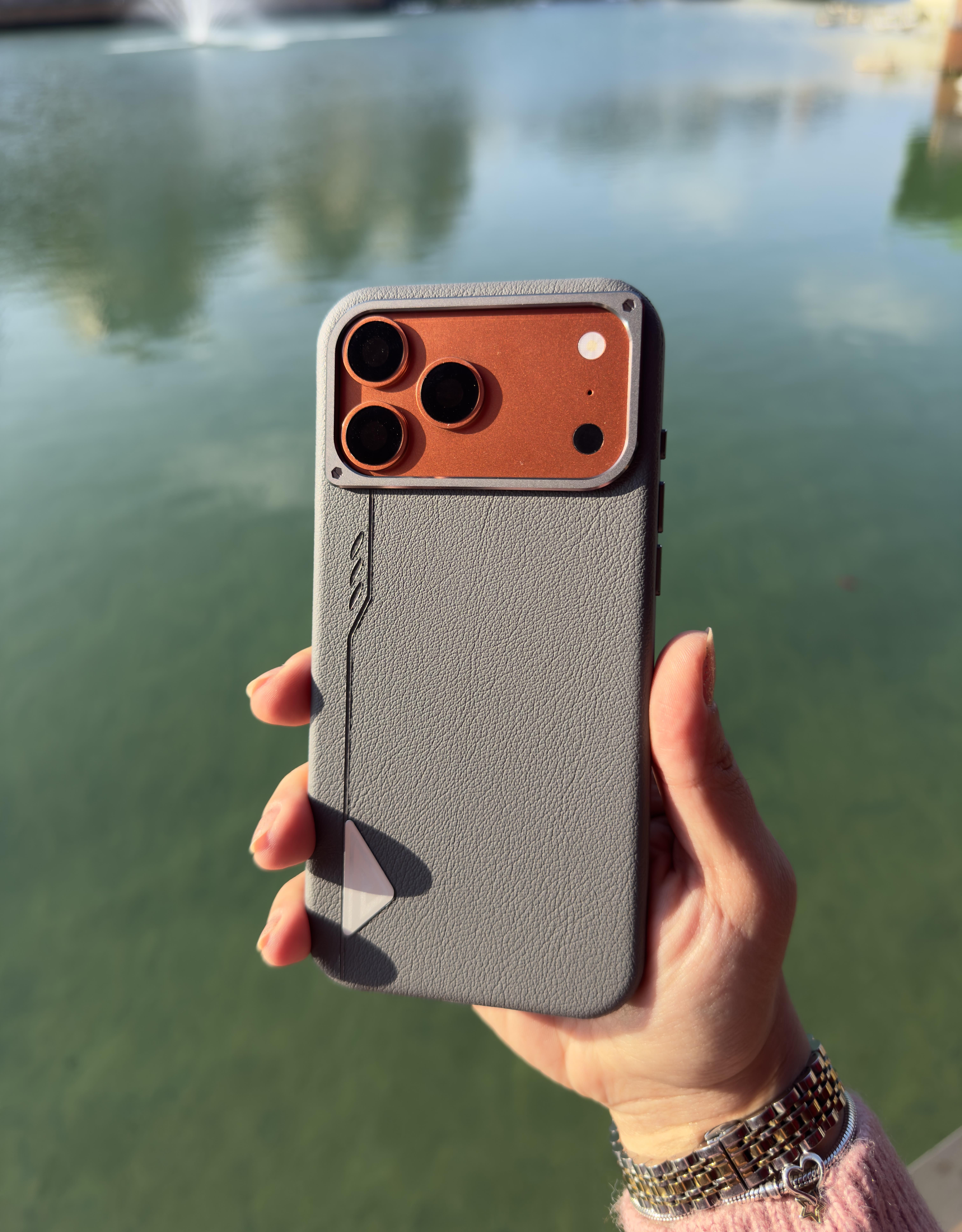 Elegant Deri Magsafe İphone Telefon Kılıfı Gri