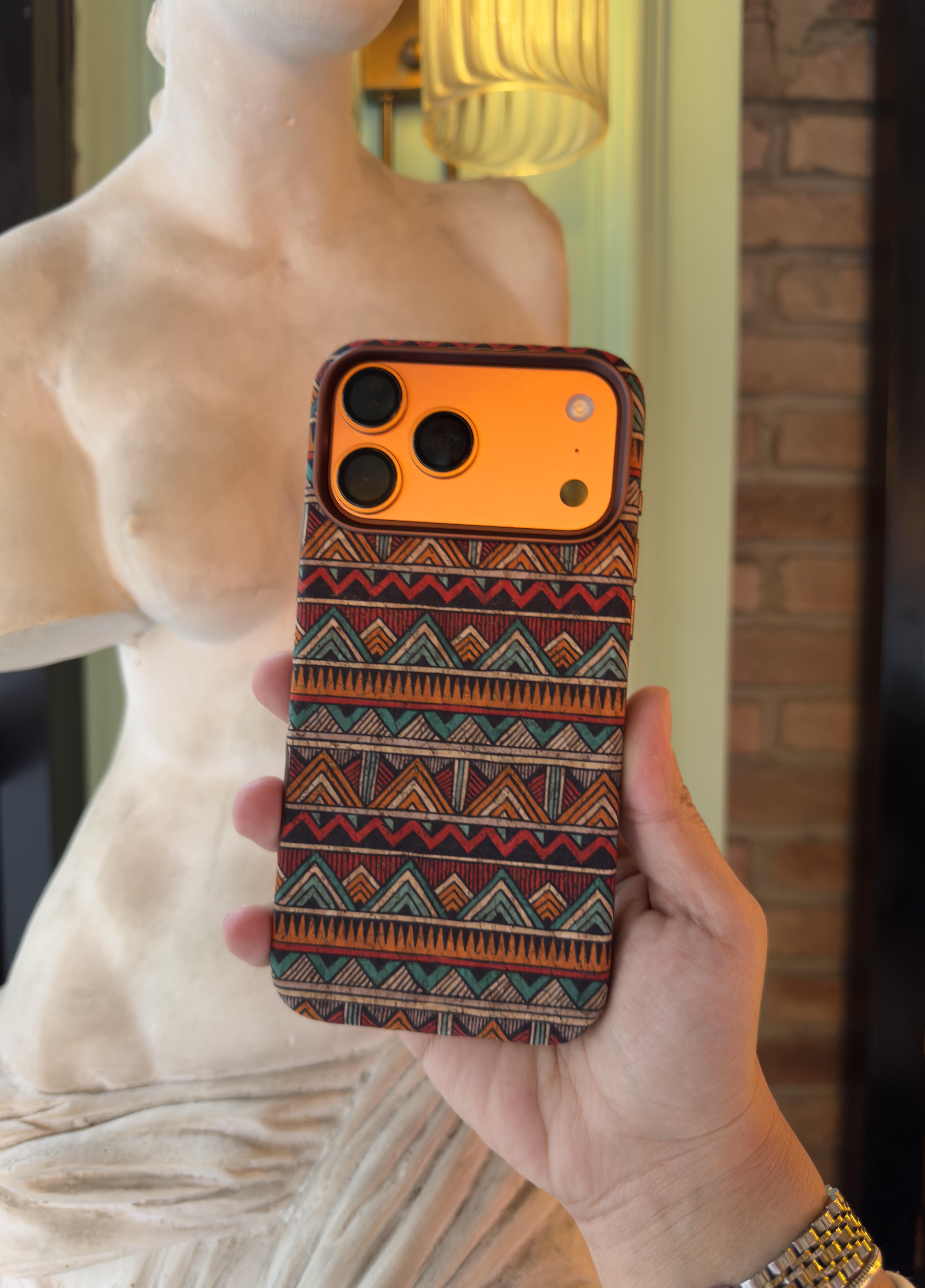 Etnik Desen Vintage İphone Telefon Kılıfı