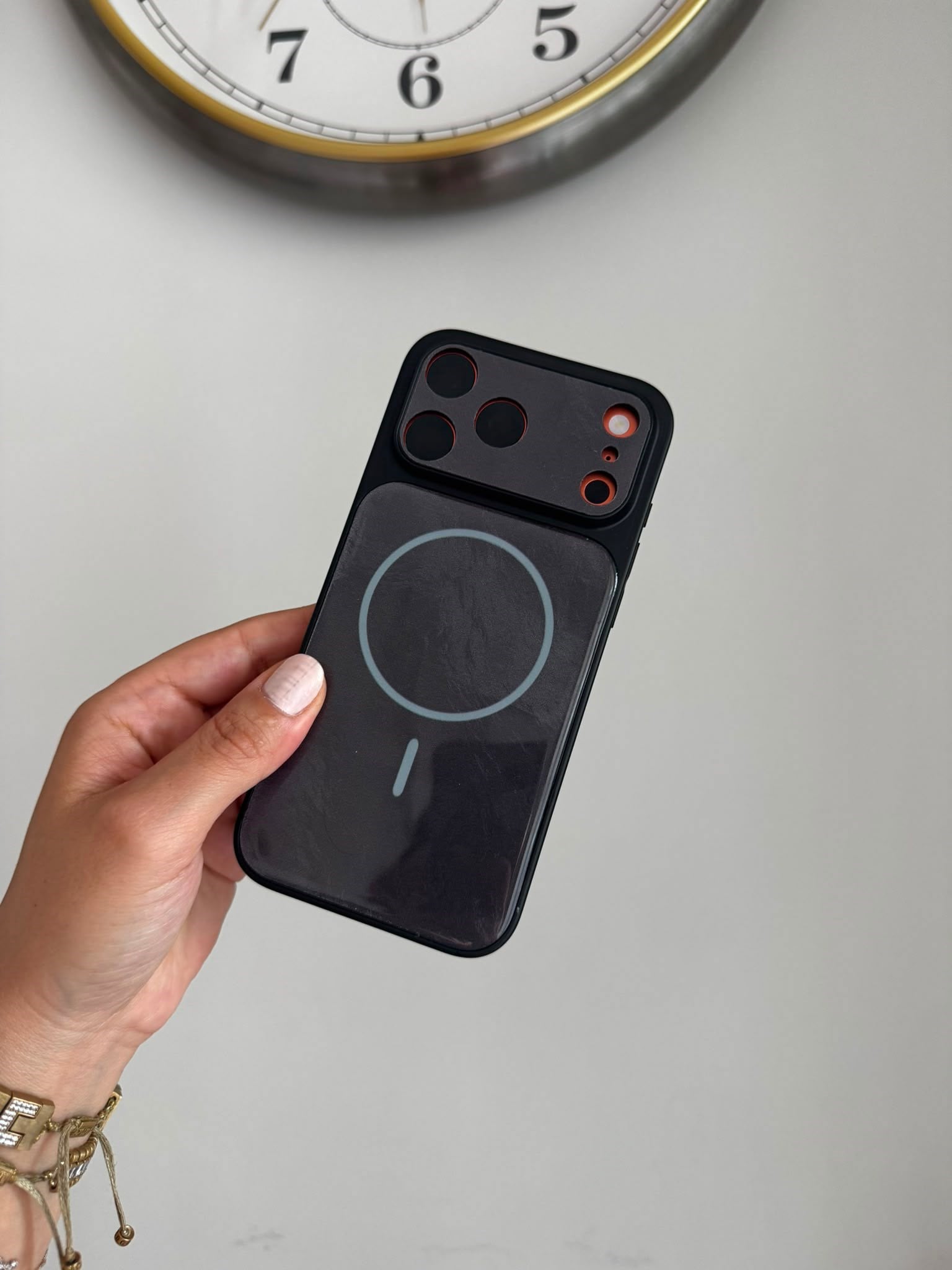 Hologram Magsafe Detaylı İphone Telefon Kılıf Siyah