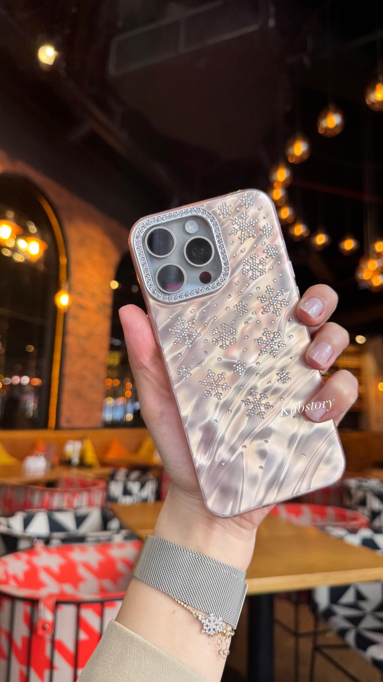 Kar Tanesi İphone Telefon Kılıfı Gold