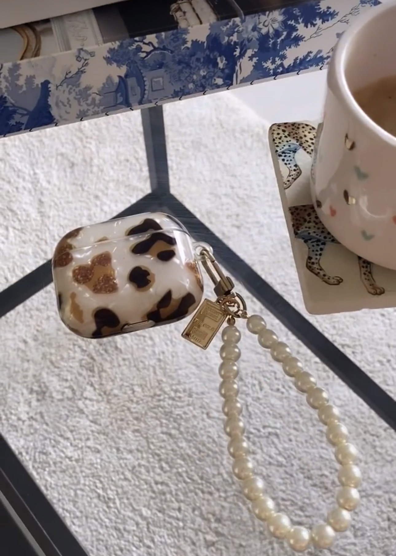 Leopar Airpods Kılıfı