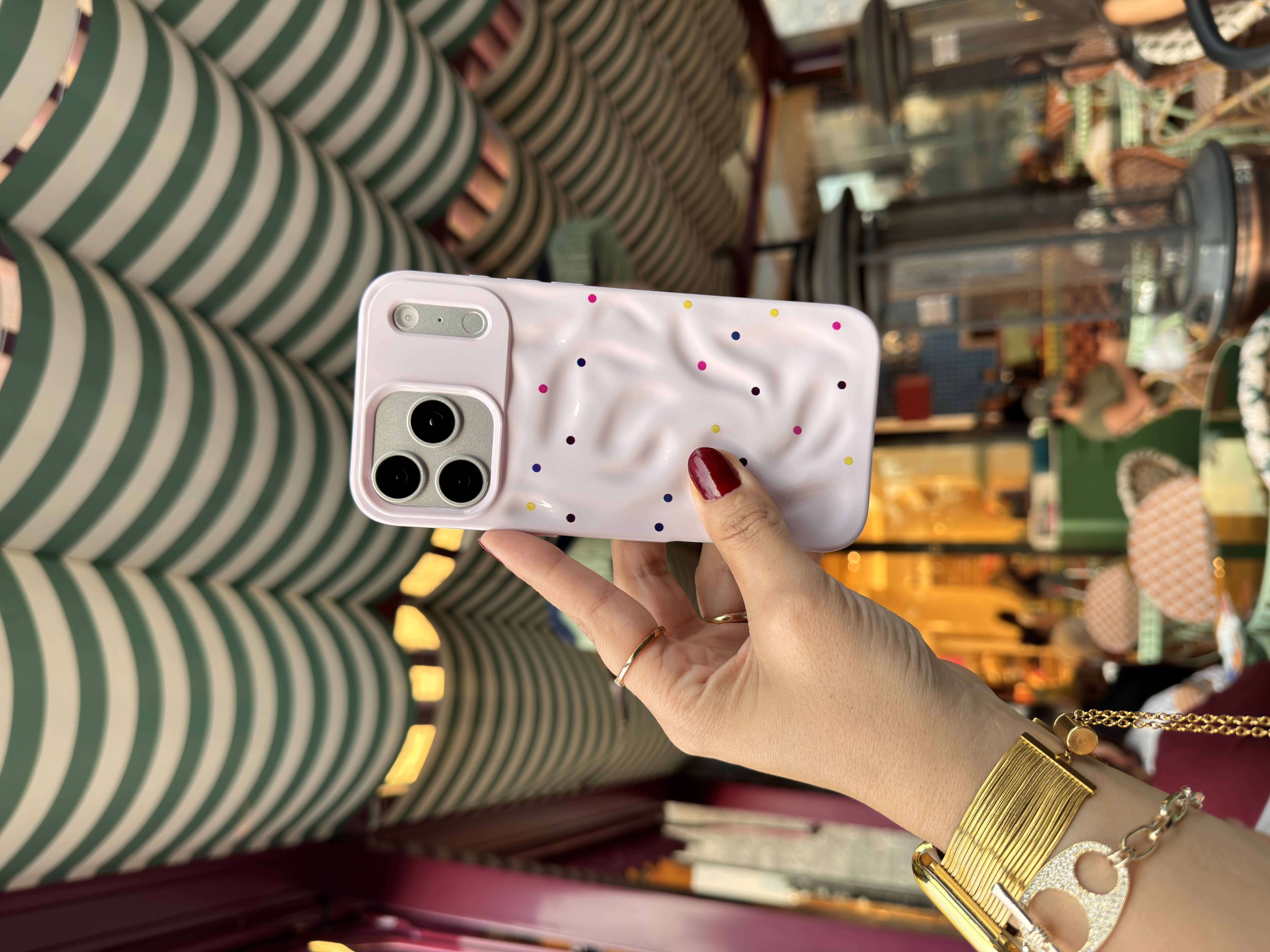Lola İPhone Telefon Kılıfı Lila