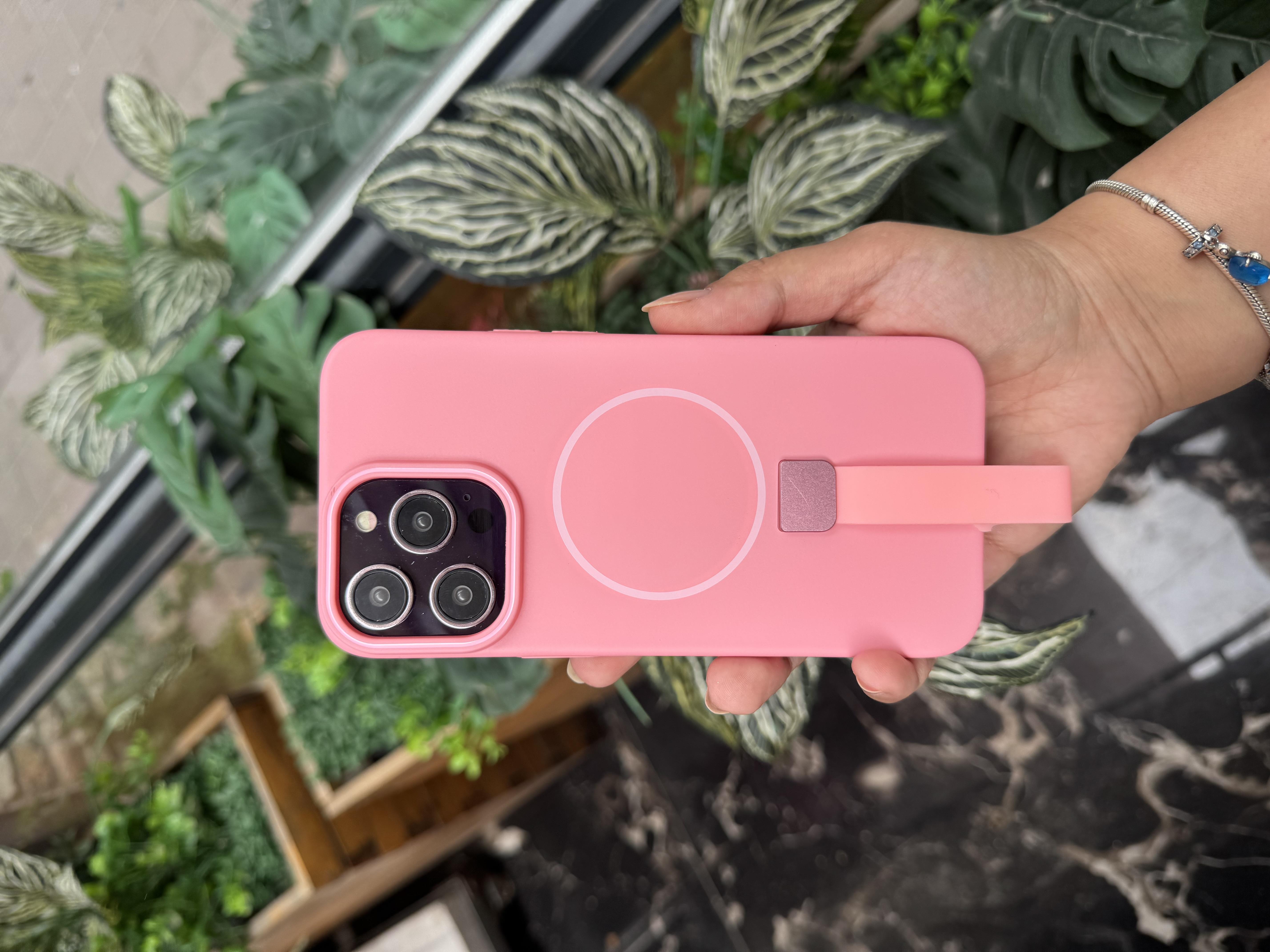 Magsafe Özellikli Renkli Mika İphone Telefon Kılıfı Pembe