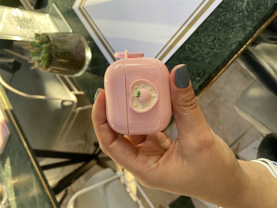 Pembe Silikon Airpods Kılıfı