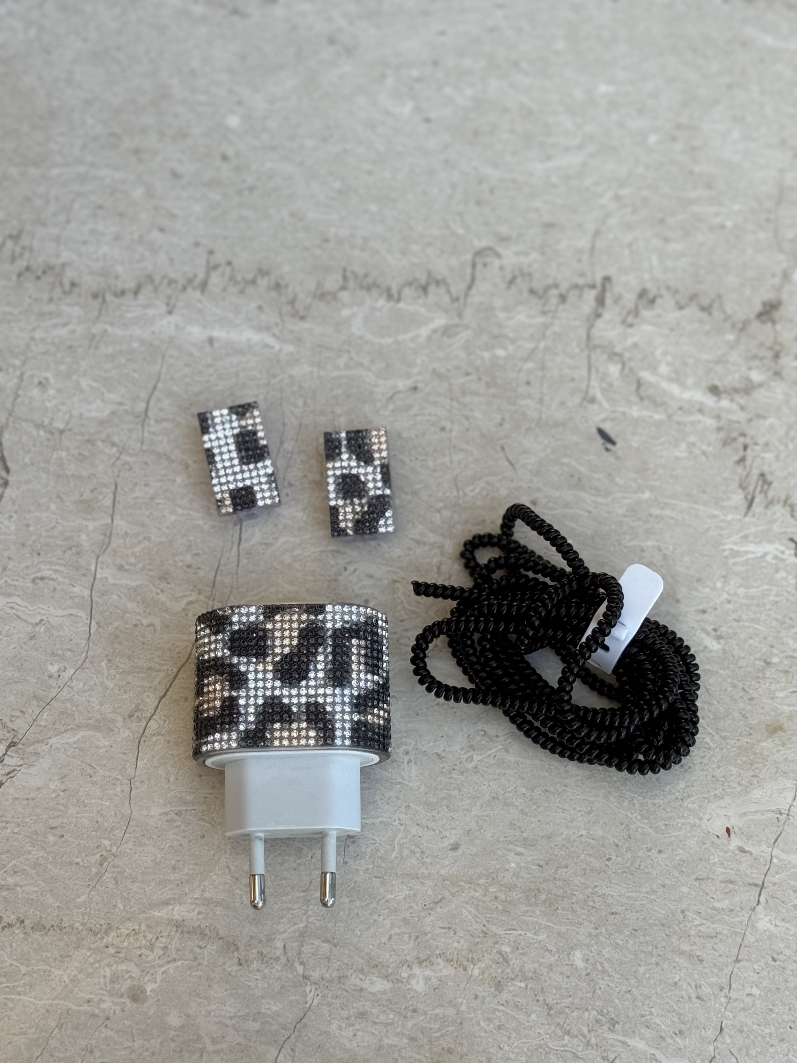 Swarovski Taşlı Şarj Koruyucu Leopar Kahverengi