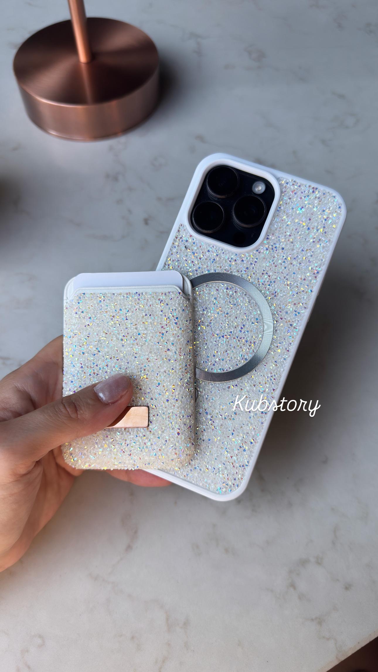 Taşlı Magsafe Detaylı Kartlıklı İphon Telefon Kılıfı Beyaz