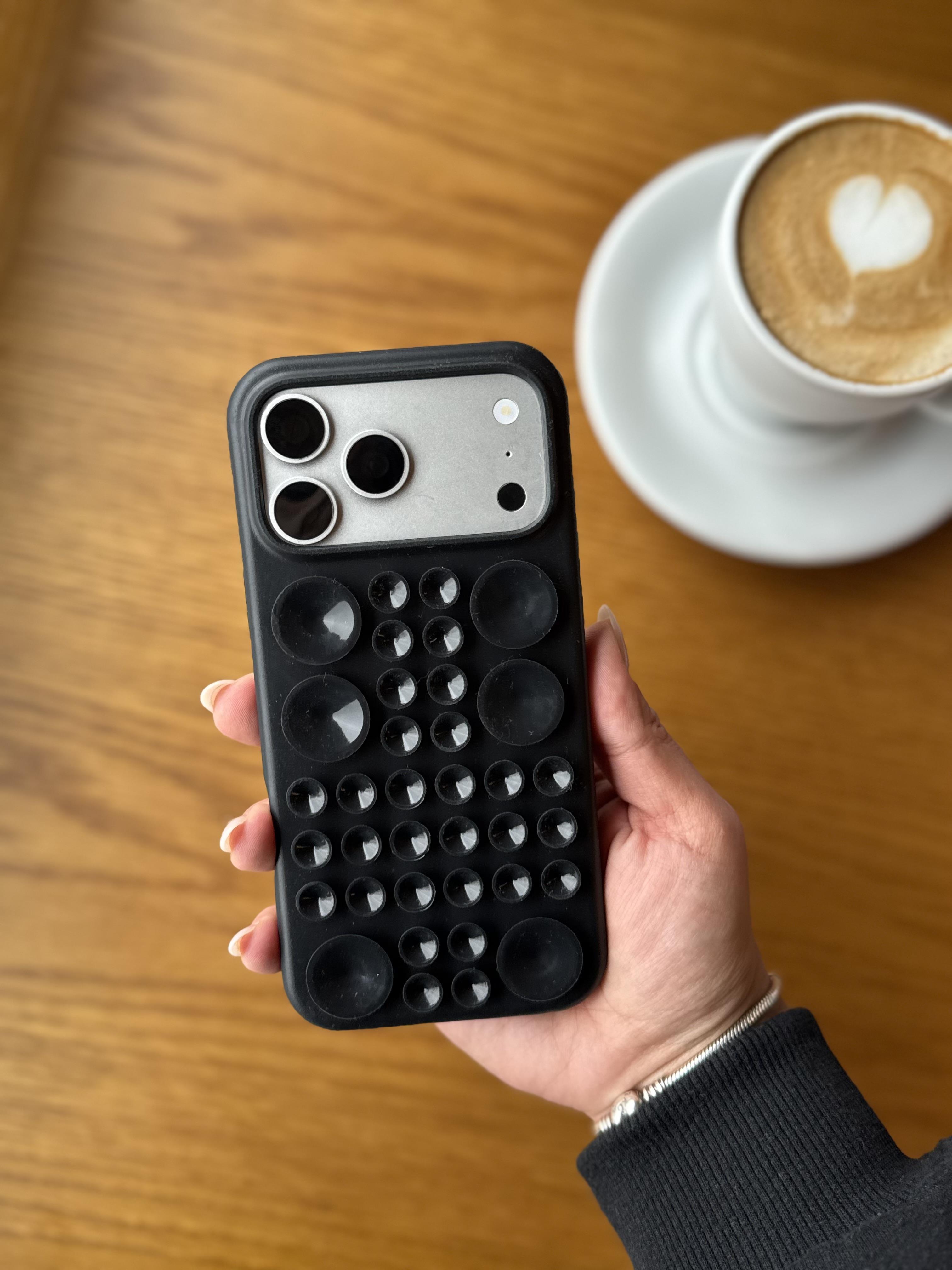 Vantuzlu Bubble İphone Telefon Kılıfı Siyah