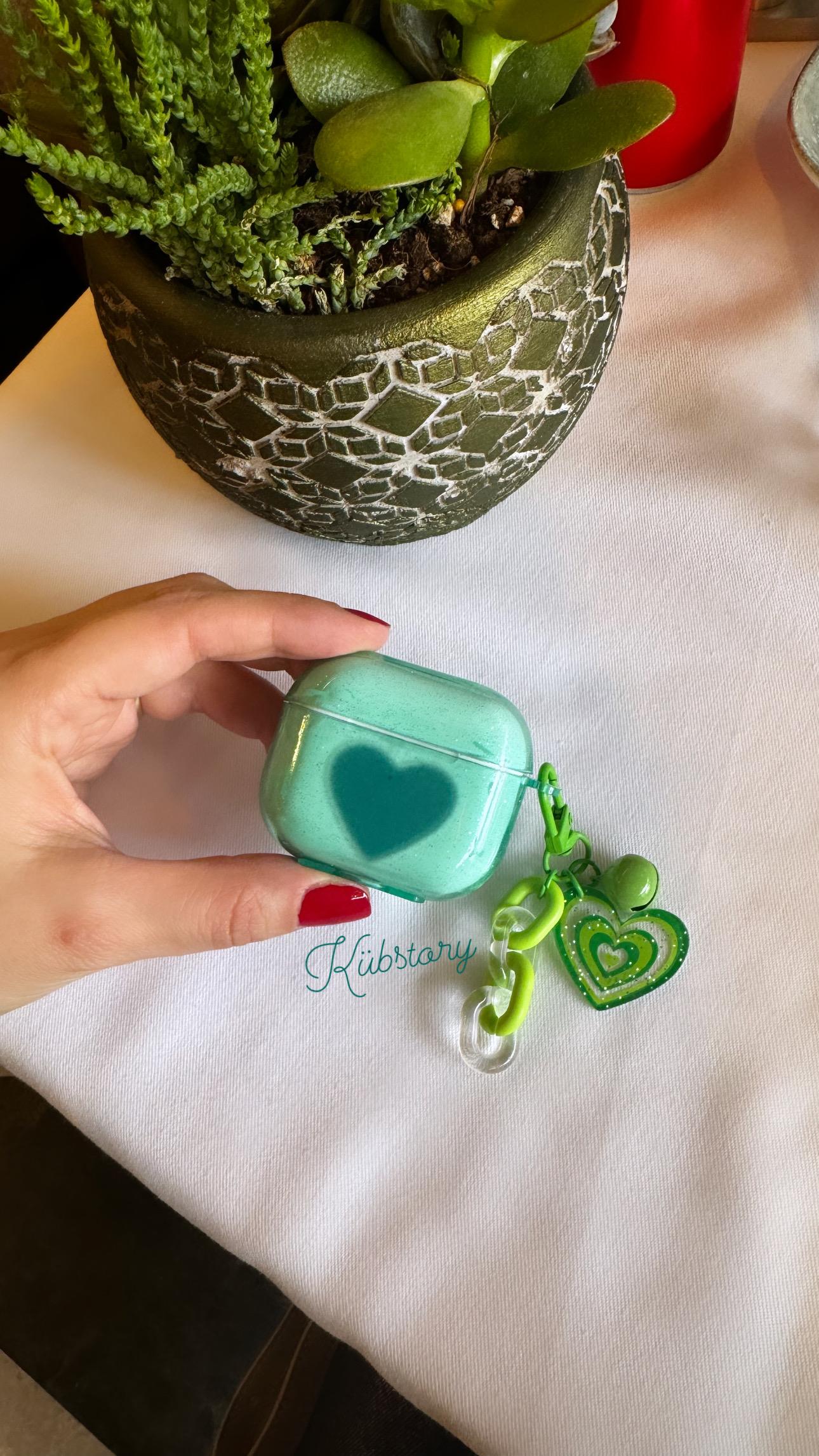 Yeşil Kalp Airpods Kılıf