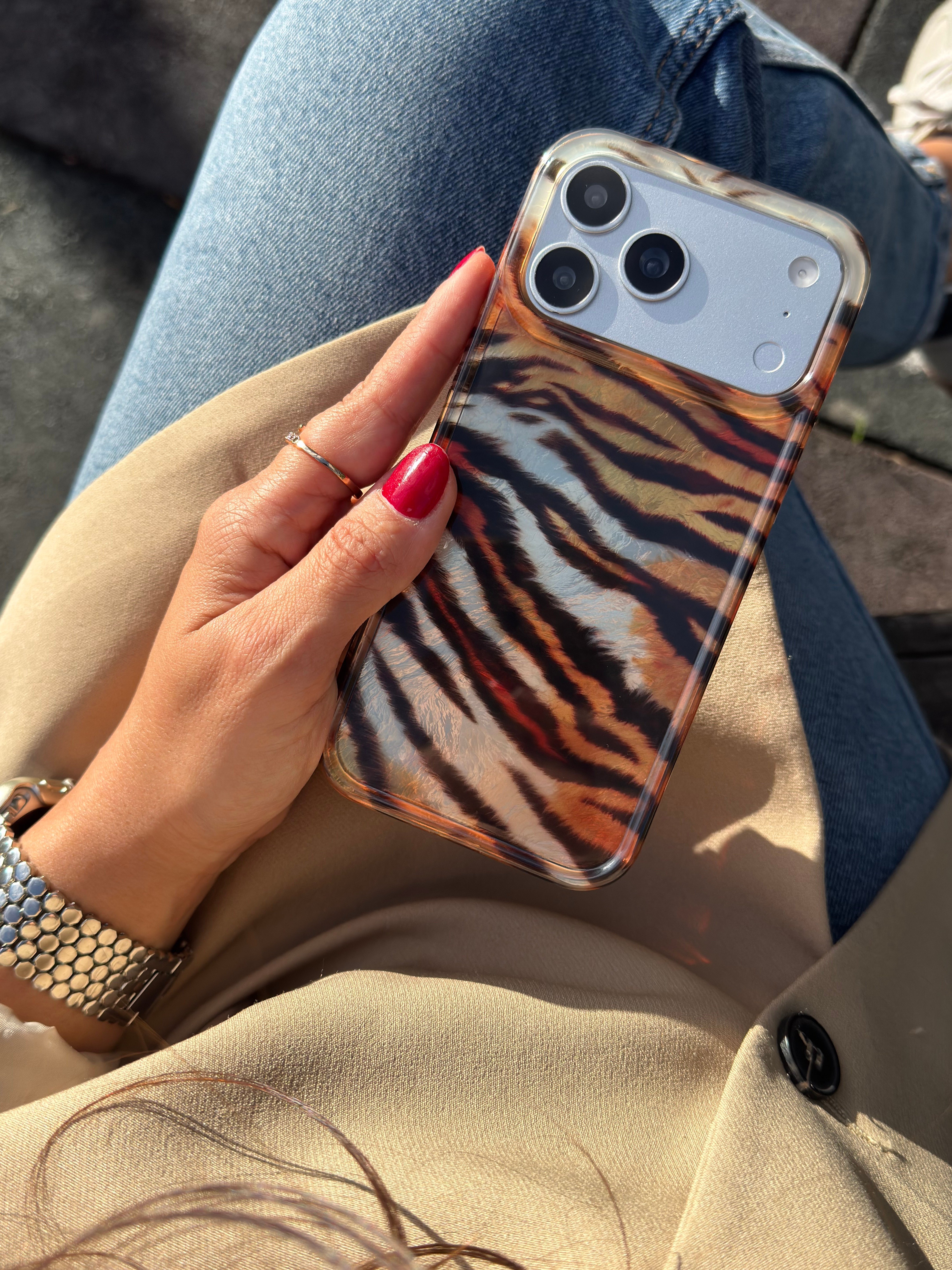 Zebra Hologram İPhone Telefon Kılıfı Kahverengi
