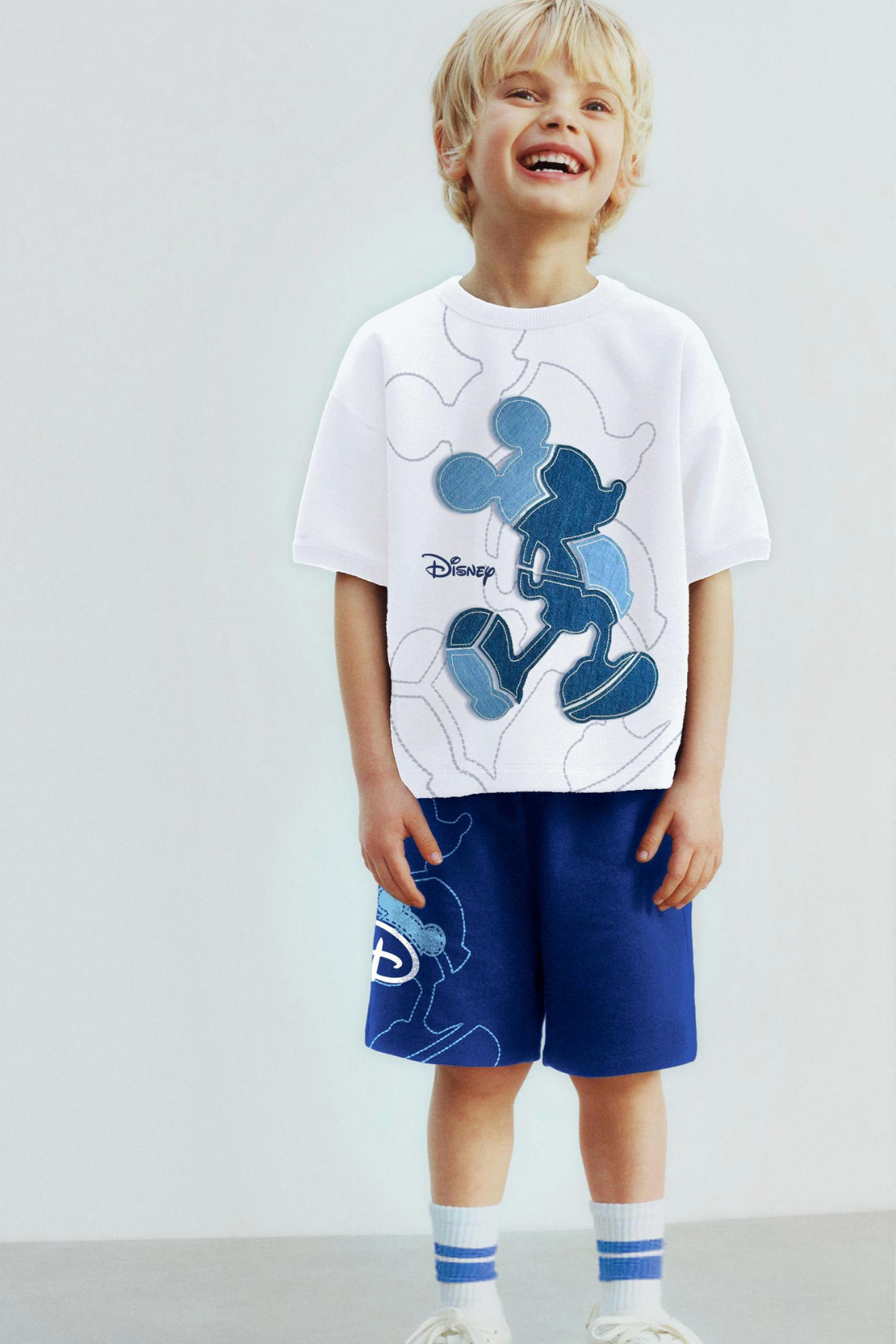 Erkek Çocuk Denim Detaylı Mickey Şortlu Takım 