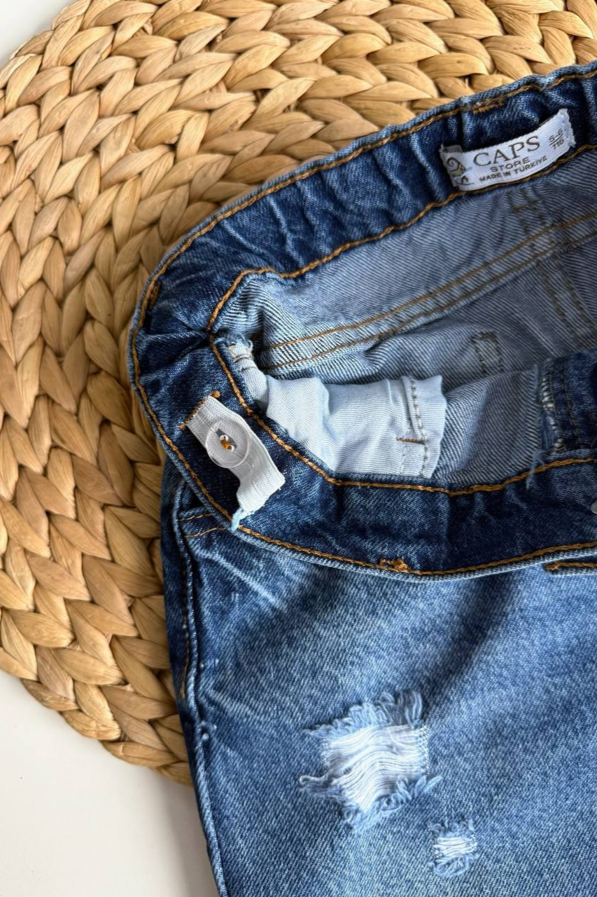 Erkek Çocuk Yırtık Detaylı Laci Jean Pantolon