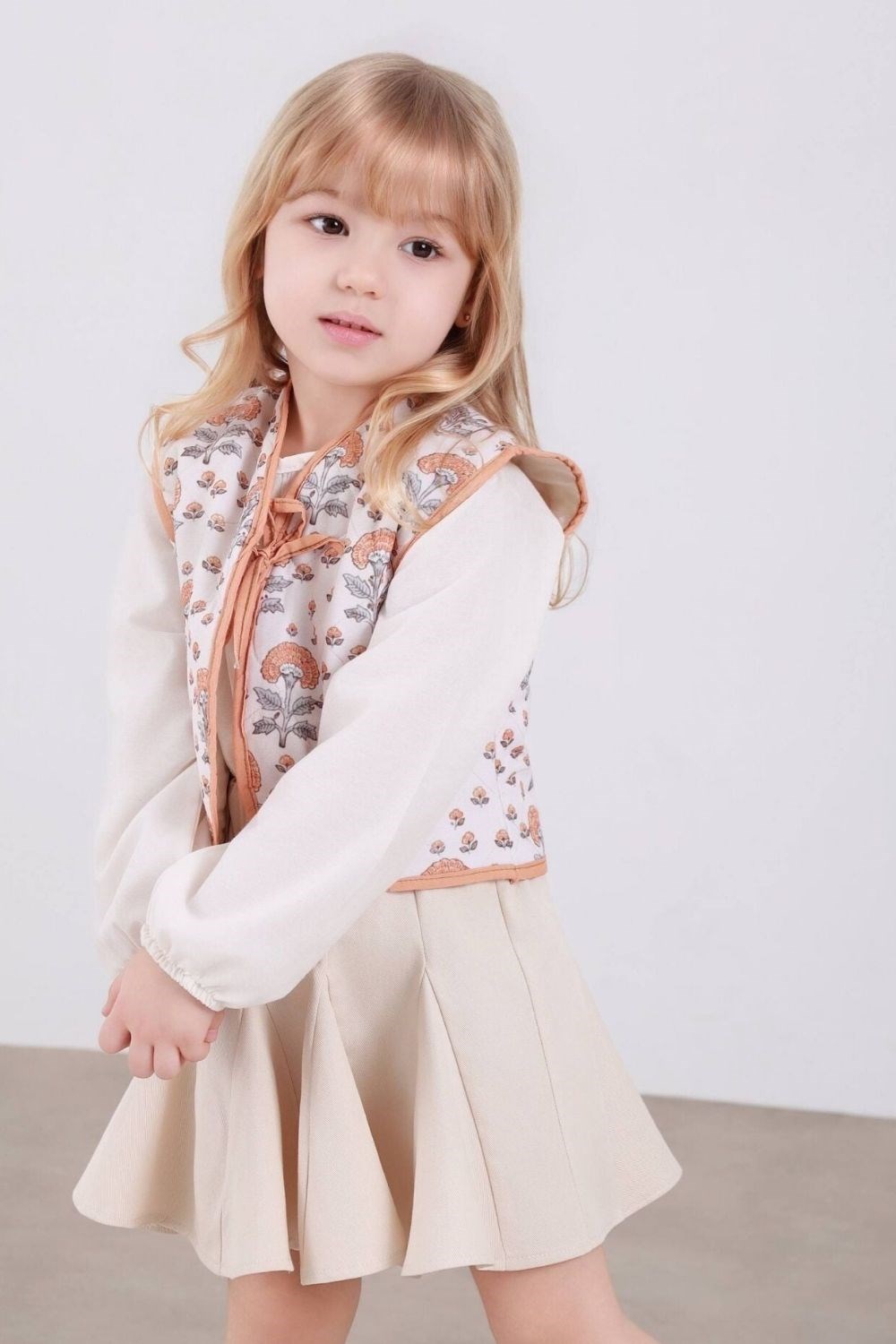 Kız Çocuk 3.lü Yelekli Etekli Takım