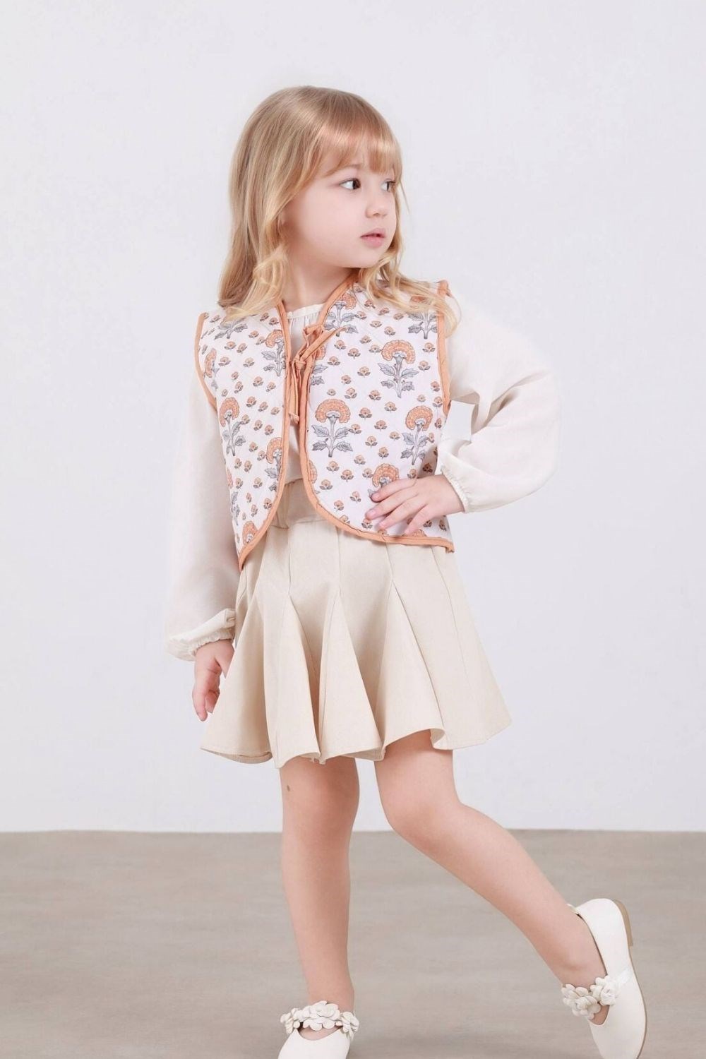 Kız Çocuk 3.lü Yelekli Etekli Takım