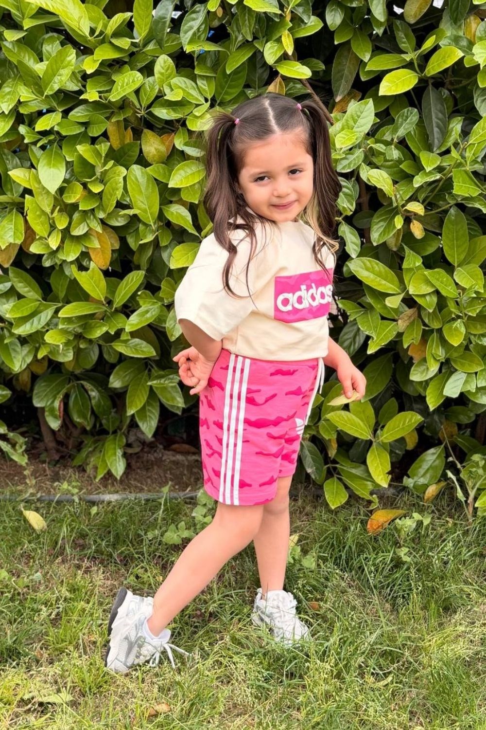 Kız Çocuk Adids Pembe Şortlu Takım