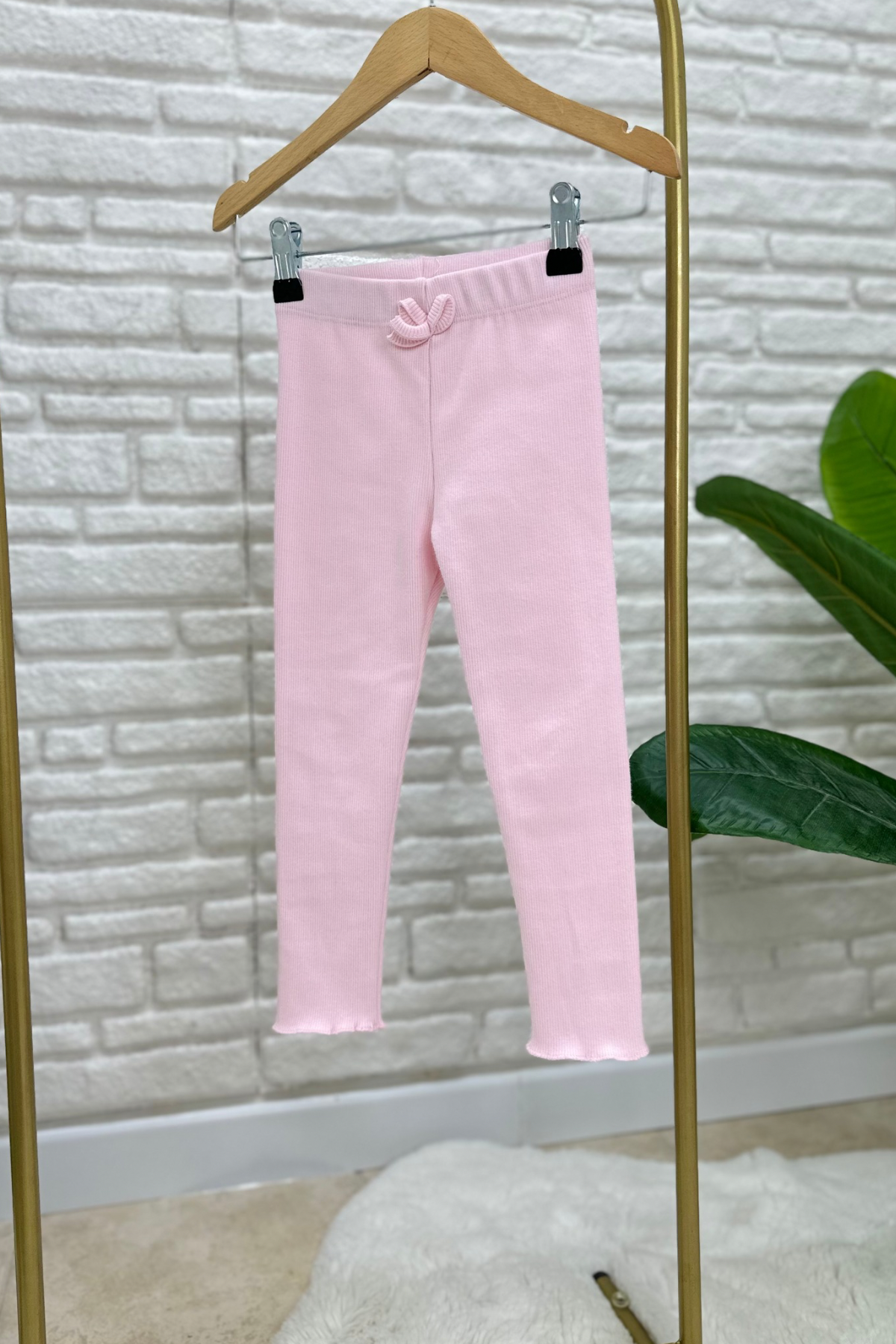 Kız Çocuk Beyaz Tshirt & Pembe Tayt Takım