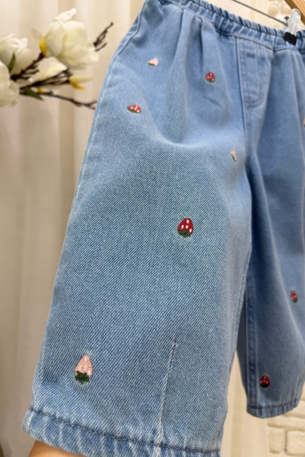 Kız Çocuk Laciel Çilek Nakışlı Baloon Jean Pantolon