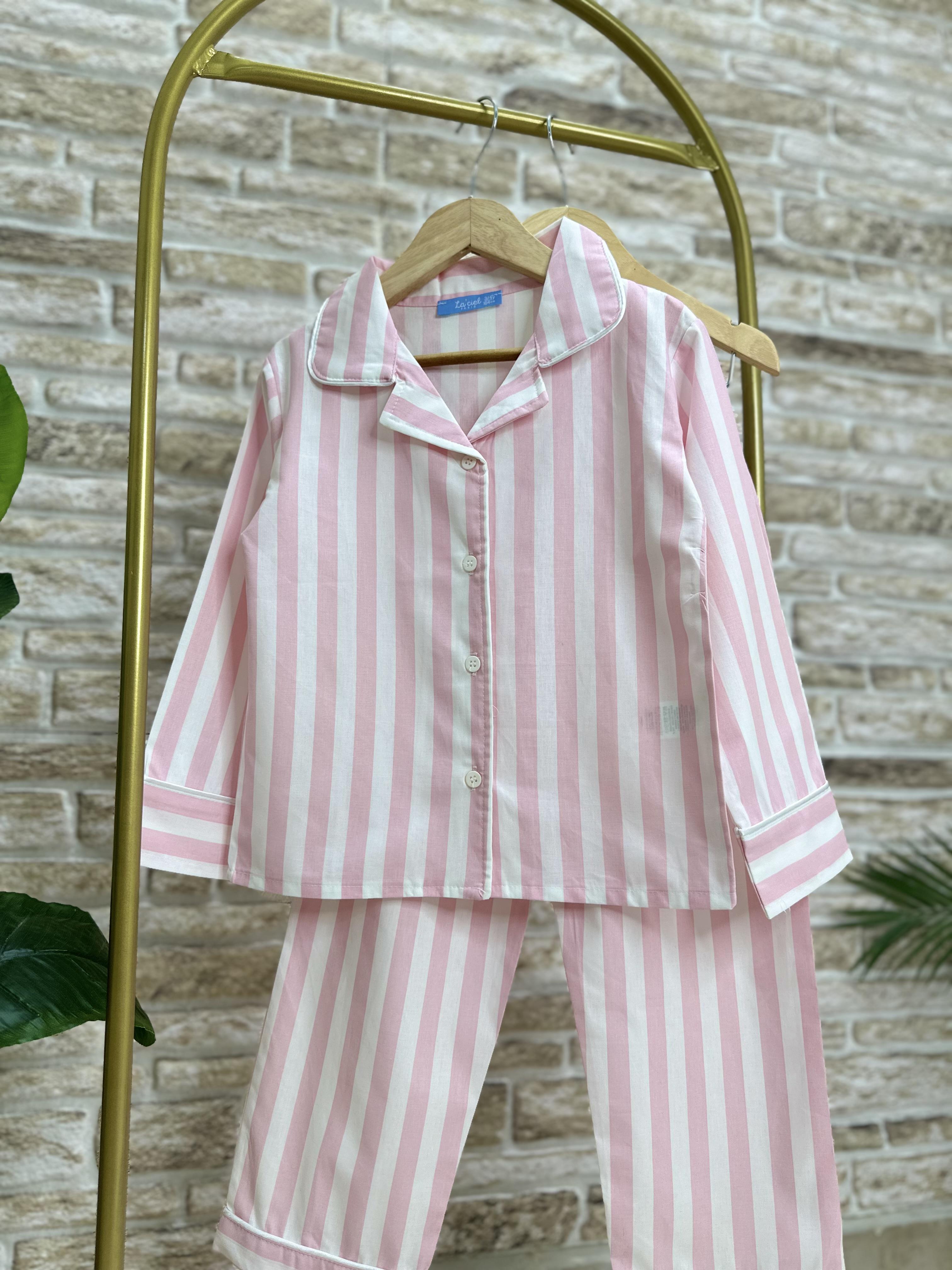 Kız Çocuk Pembe Çizgili Çantalı Pijama Takım