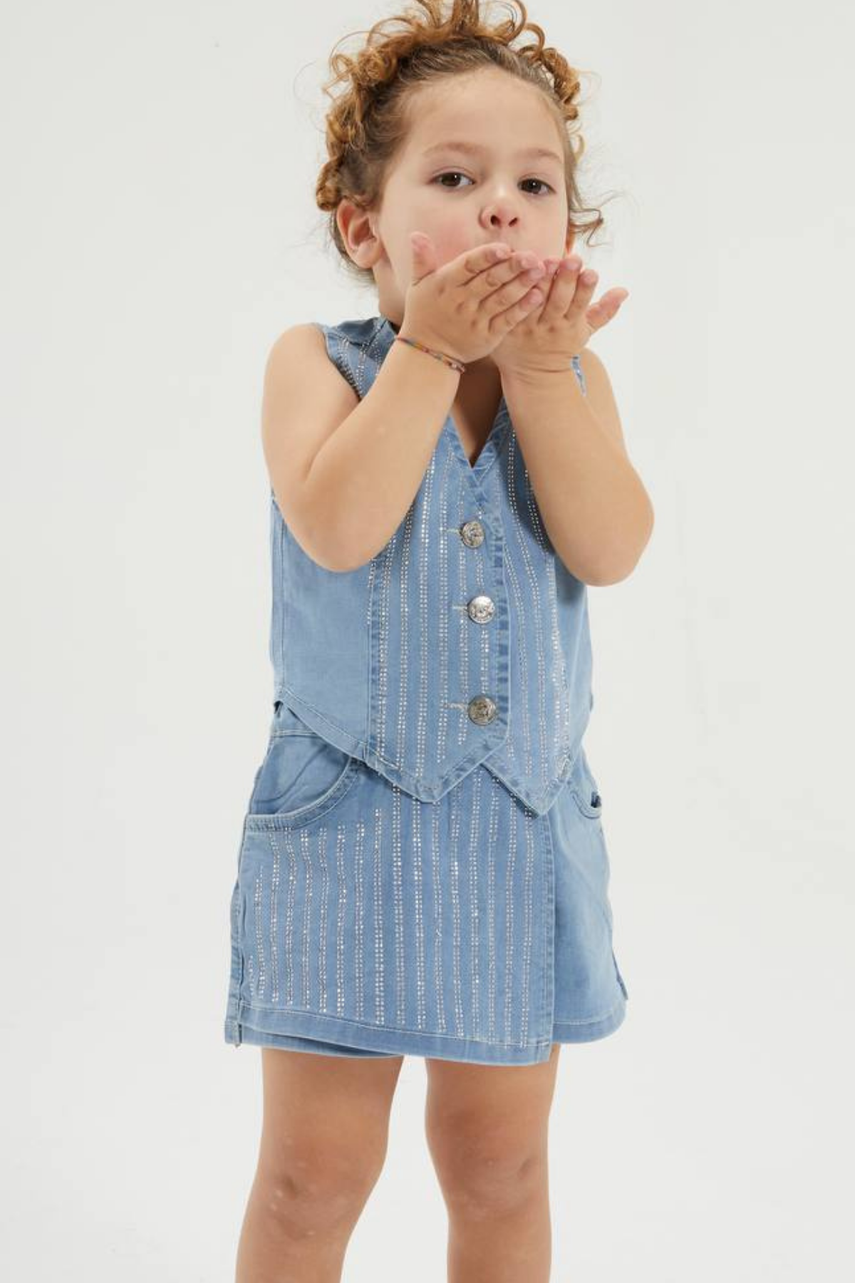 Kız Çocuk Taşlı Yelekli Etek Şort Denim Takım