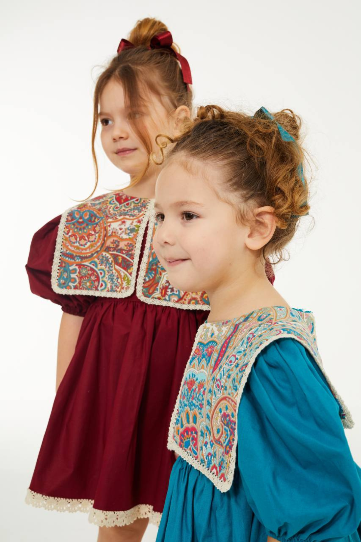 Kız Çocuk Tokalı Etnik Desen Yakalı Mavi Elbise