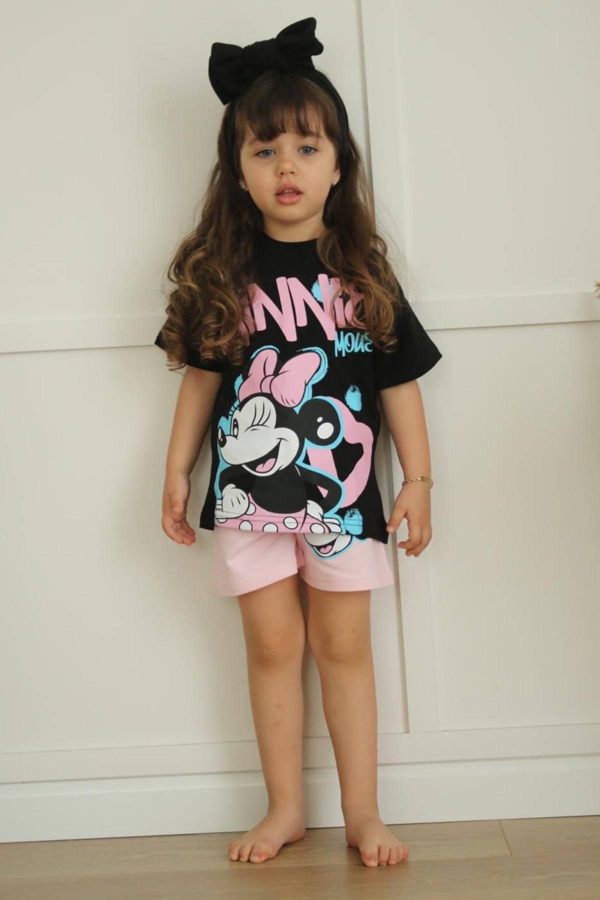 Minnie Siyah Pembeı Şortlu Takım