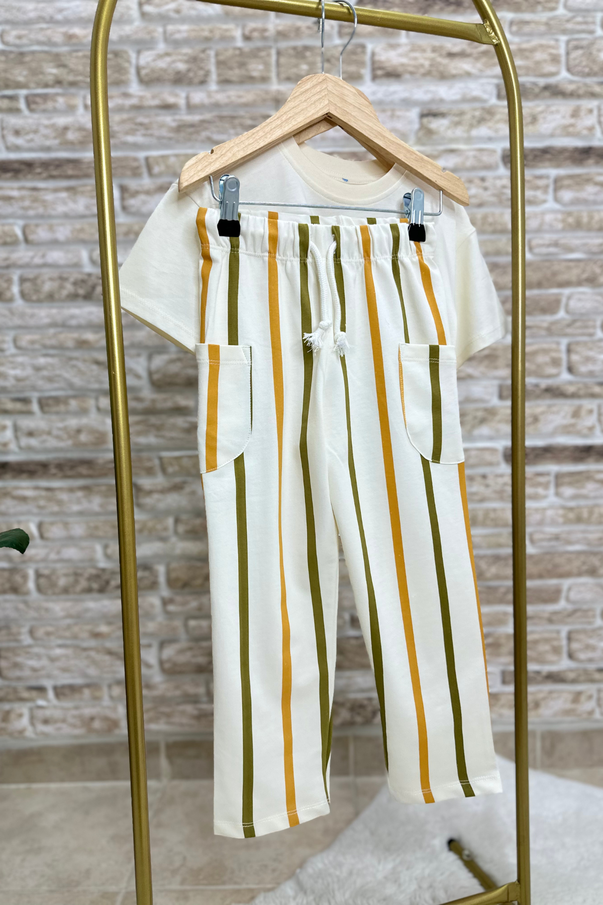Tiger Çizgili Pantolon İkili Takım