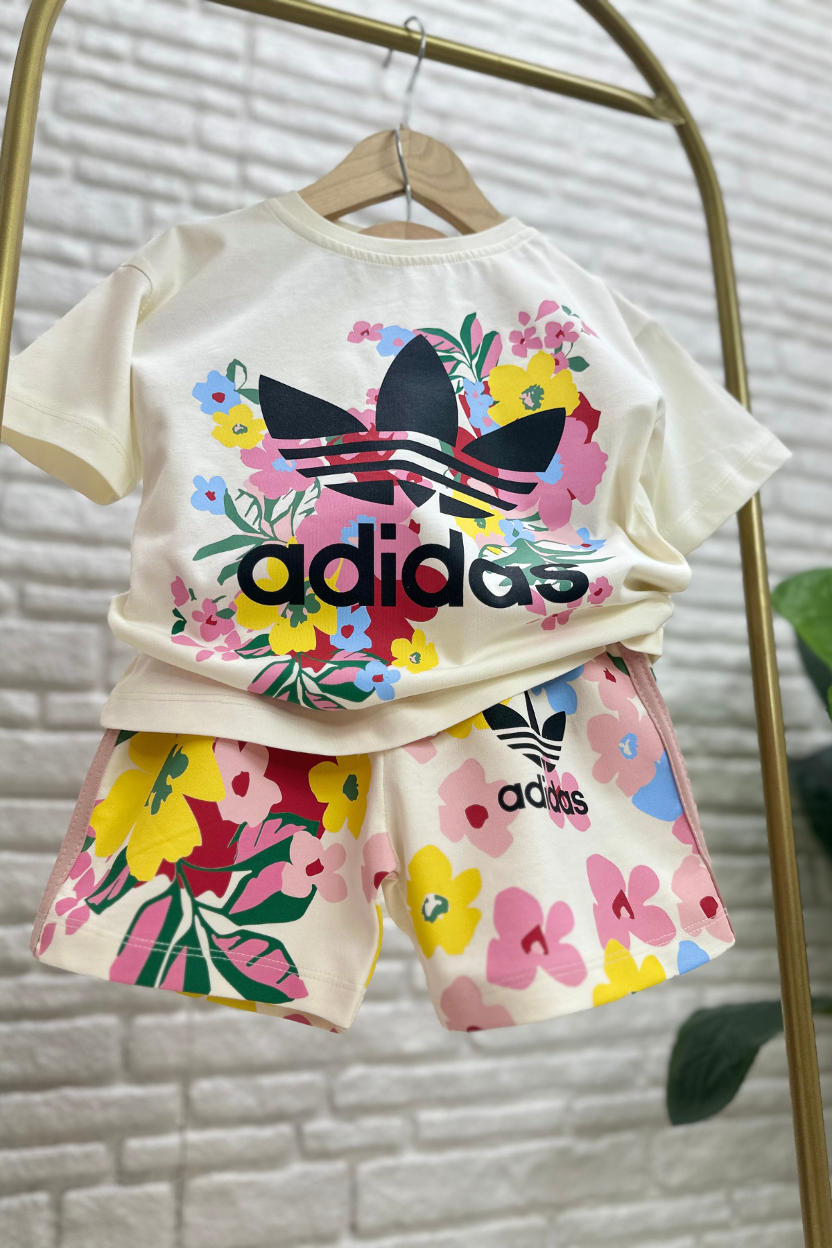 Unisex Çiçekli Adids Şortlu Yaz Takım