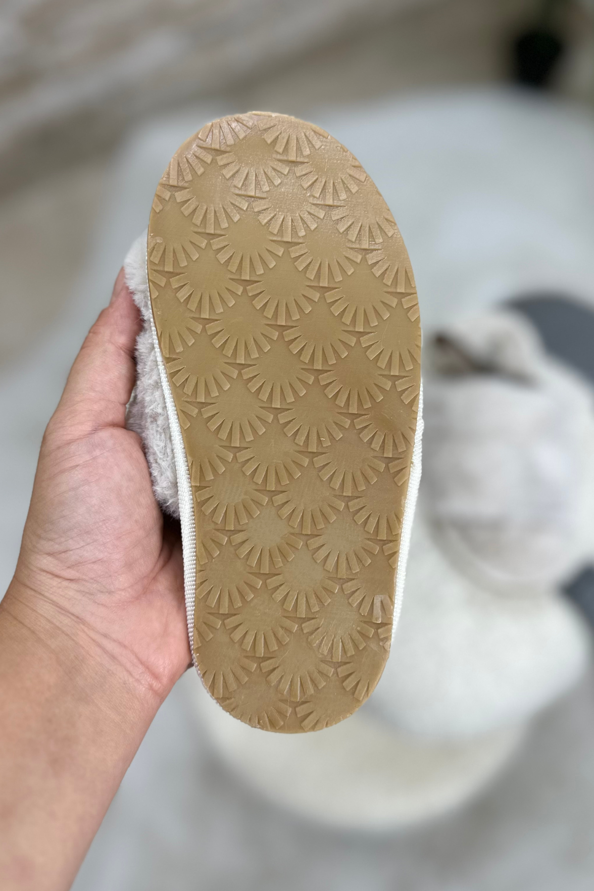 Unisex Çocuk Arkası Lastikli Bej Terlik 