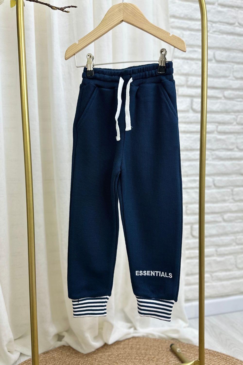 Unisex Dik Yaka Essentials Laci Takım