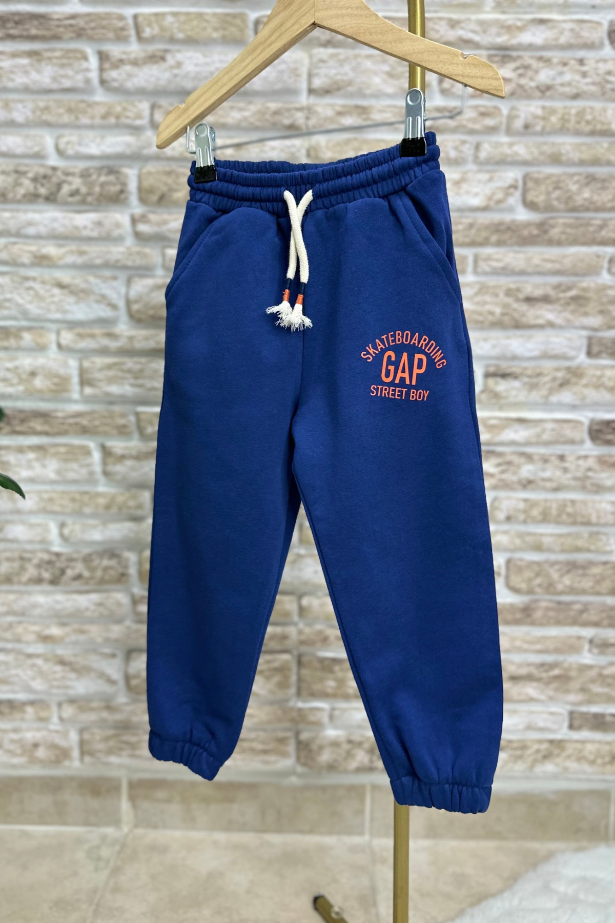 Unisex Gap Kaykaylı Laci Takım