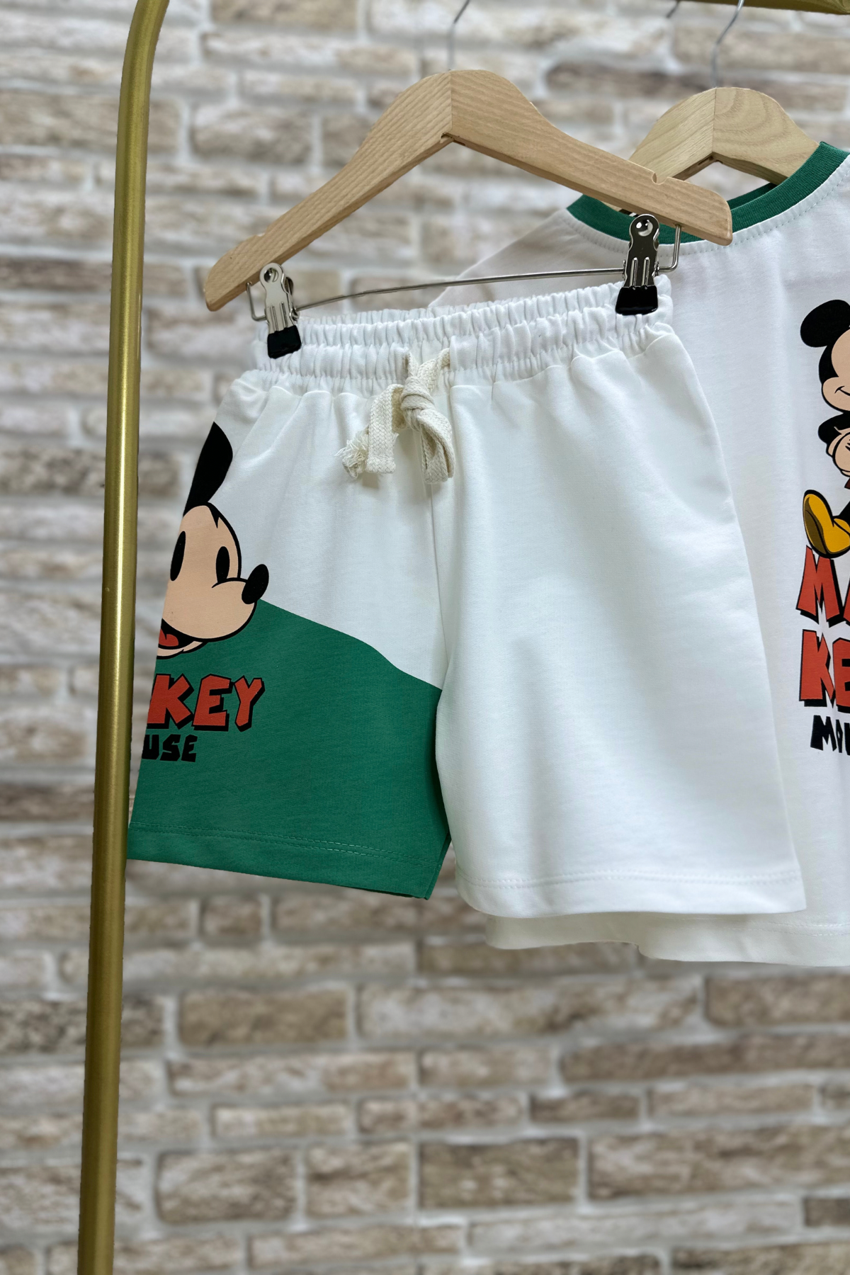 Unisex Mickey Beyaz Yeşil Şortlu Takım