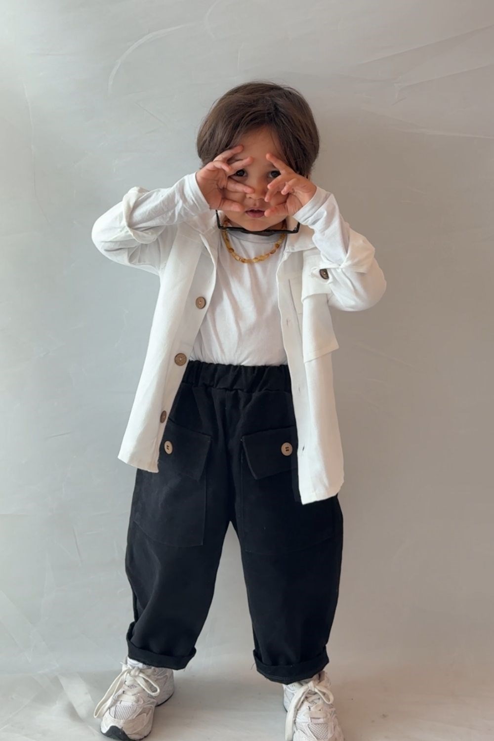 Unisex Trenç Beyaz Gömlek Düğmeli Pantolon Takım