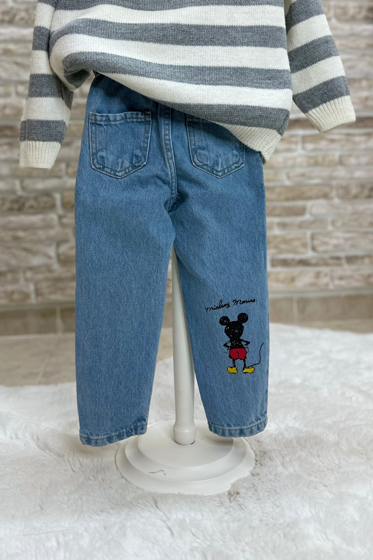 Unisex Yüksek Bel Paçası Mickey Jean Pantolon