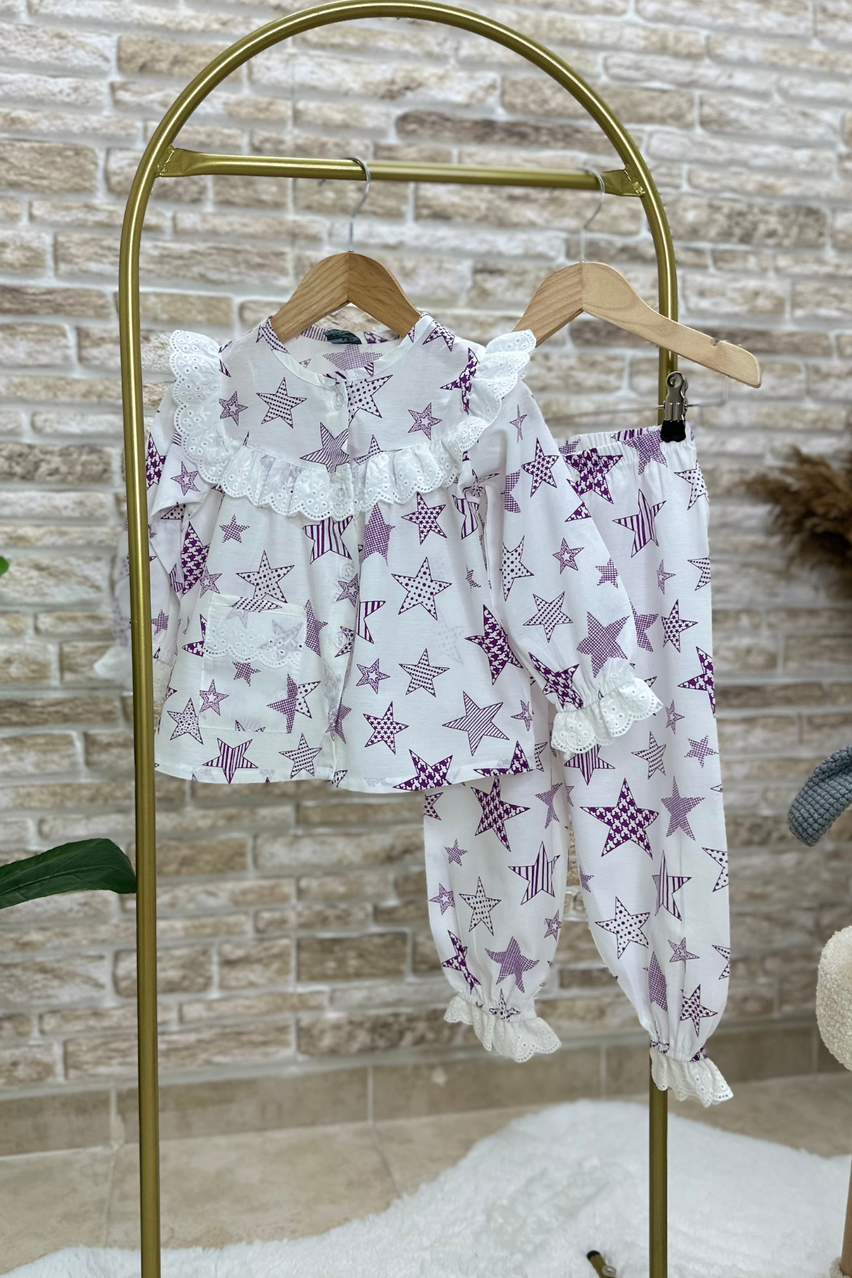 Yıldız Baskılı Pijama Takımı
