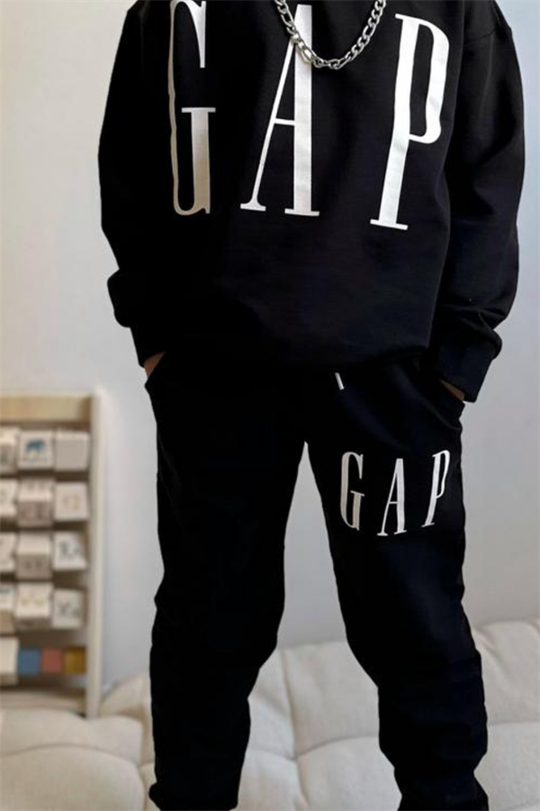 Erkek Çocuk 2 İplik Siyah Gap Takım