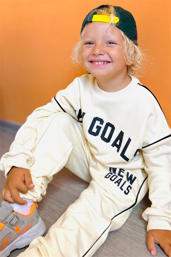 Unisex Çocuk 3 İplik Krem New Goals Takım