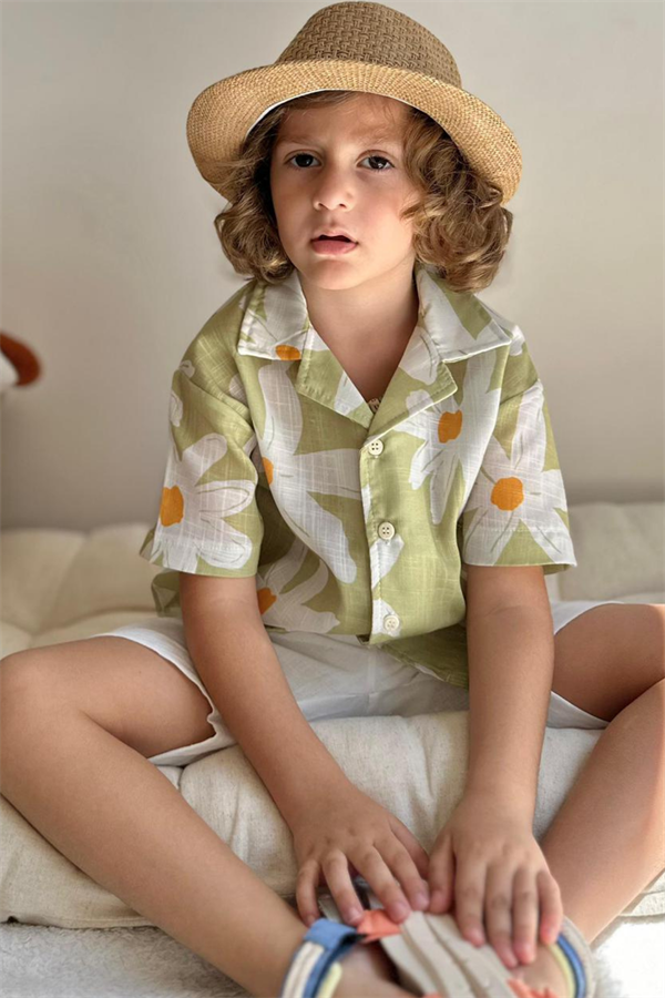 Çiçekli Yeşil Gömlek Şort Takım